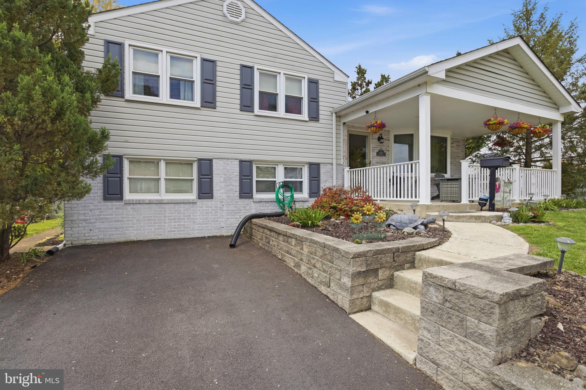 RIDLEY FARMS - Residential