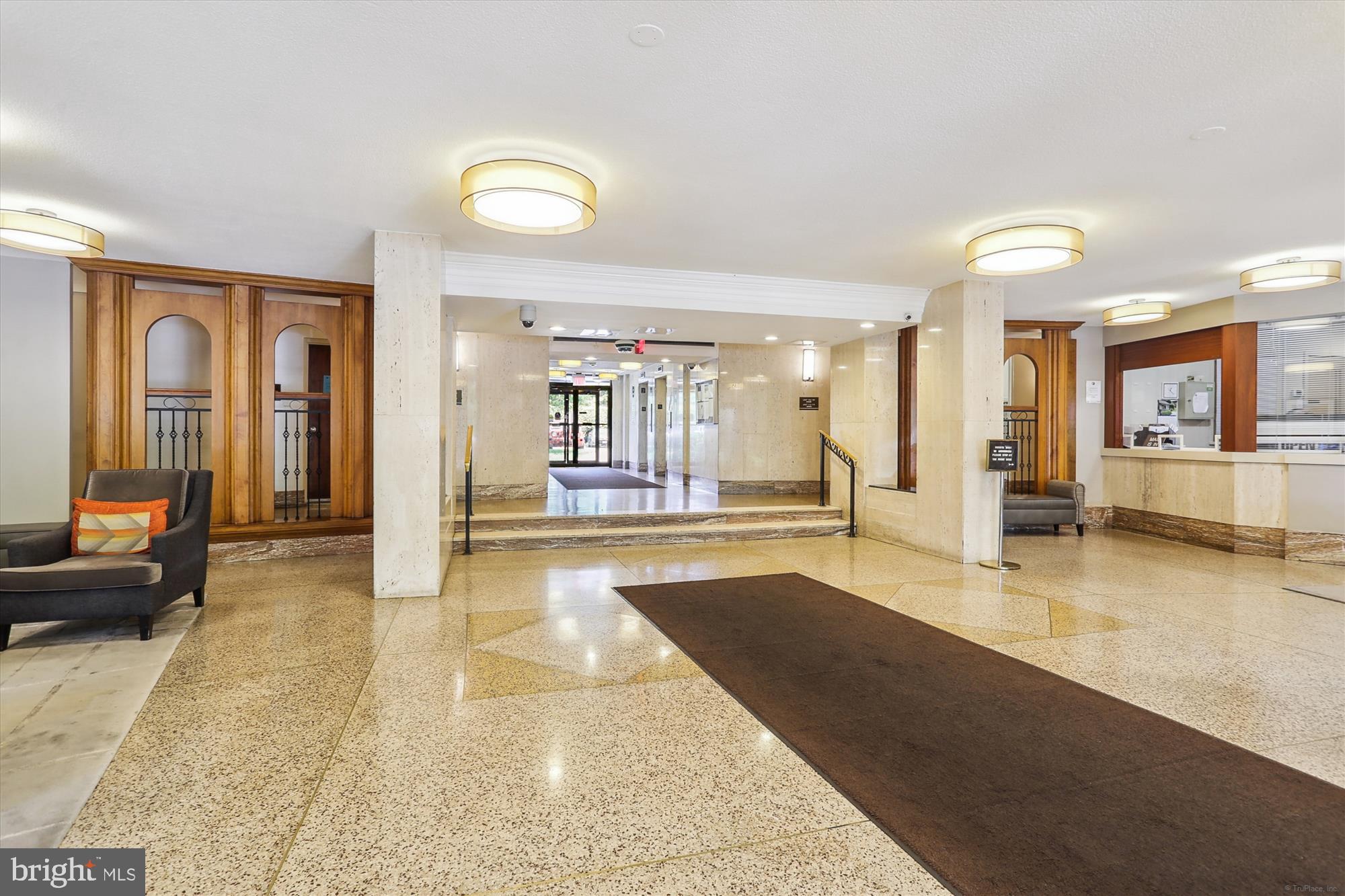 1121 UNIVERSITY BOULEVARD W 1008-B