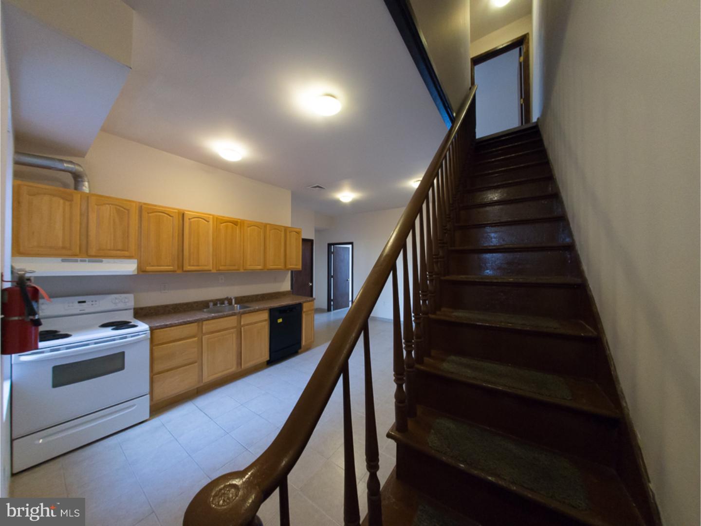 FAIRMOUNT - Commercial Sale