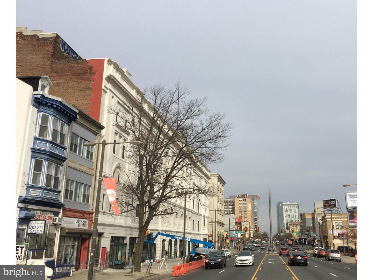 FAIRMOUNT - Commercial Sale