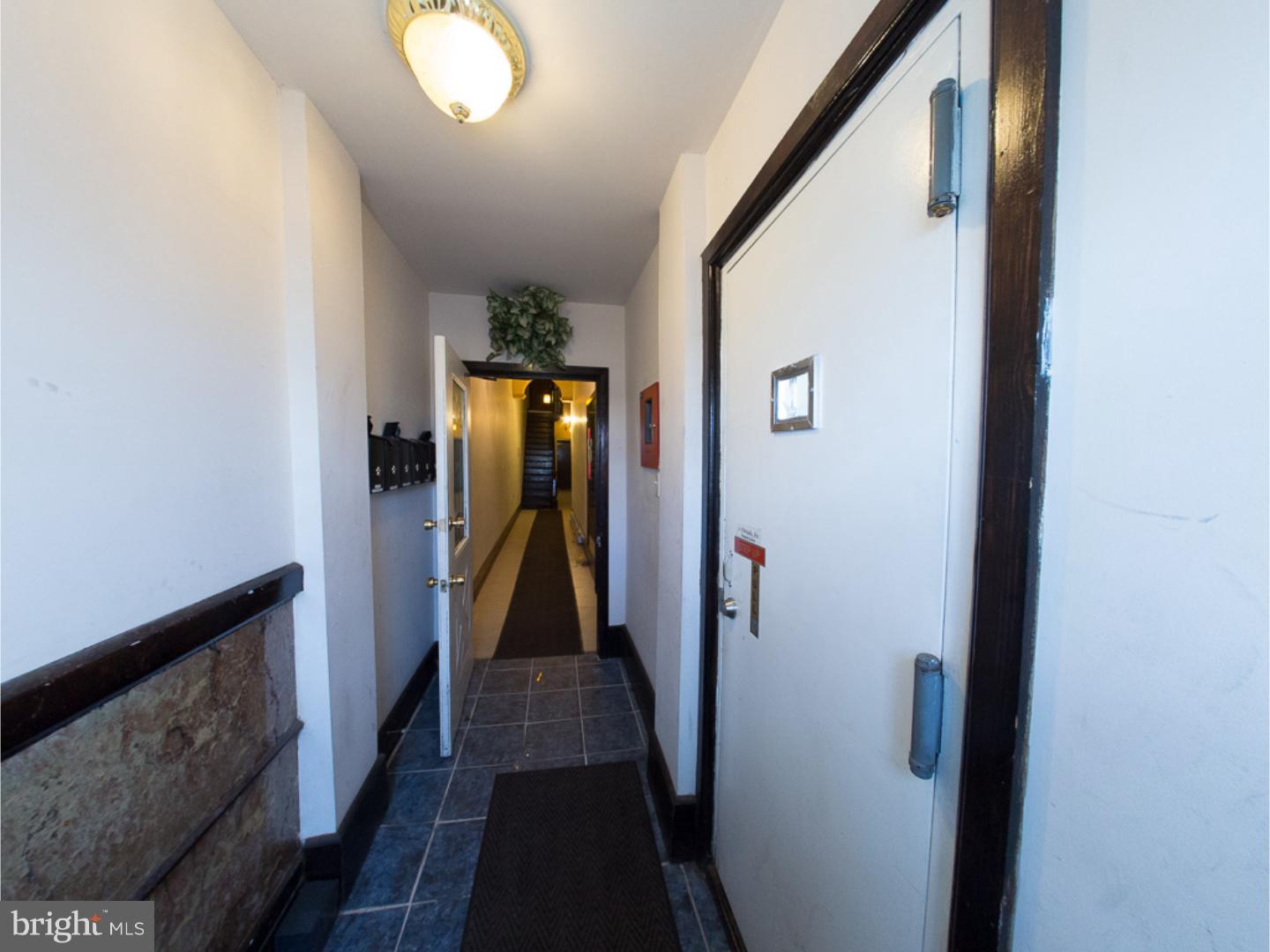 FAIRMOUNT - Commercial Sale