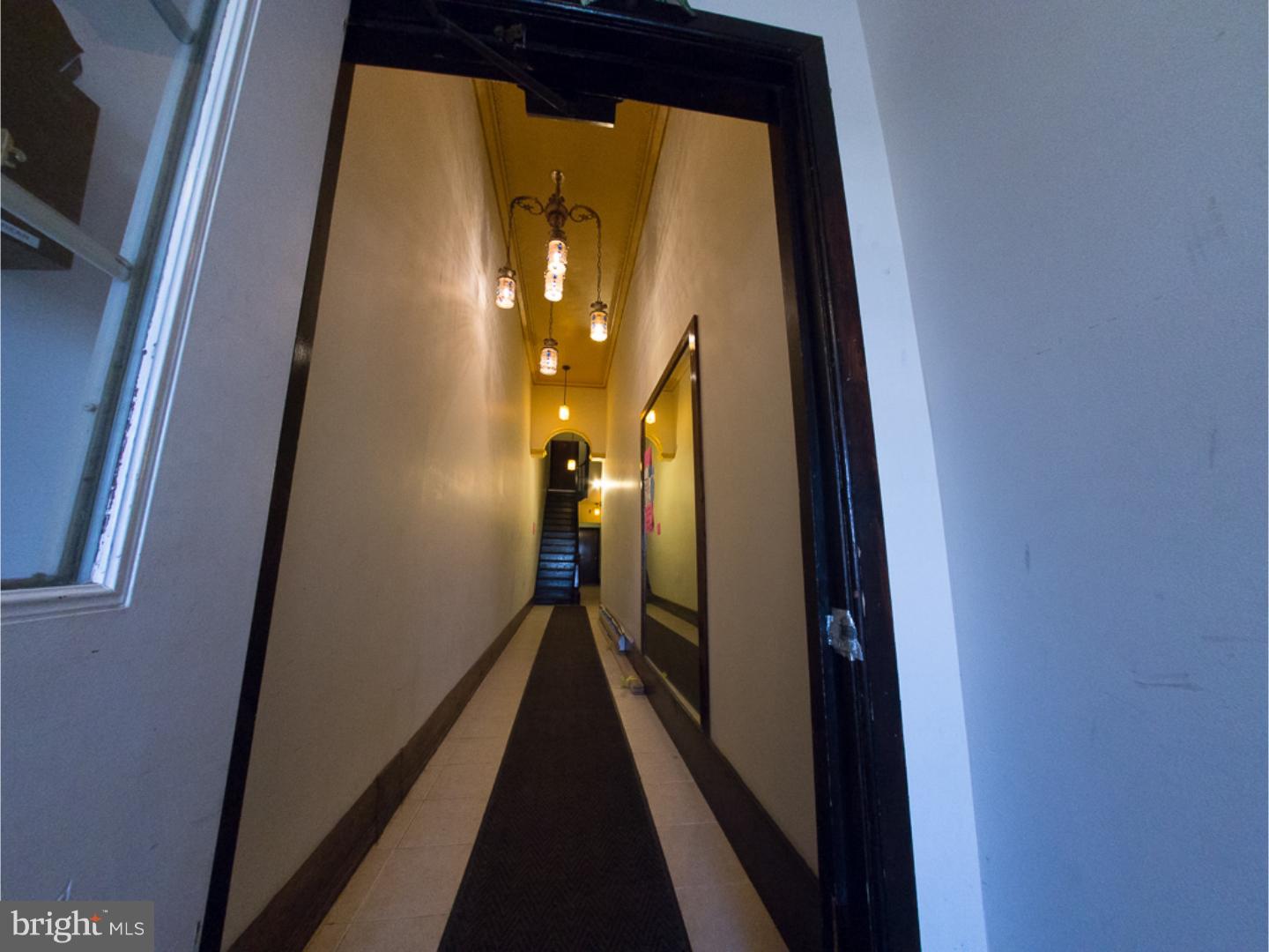 FAIRMOUNT - Commercial Sale