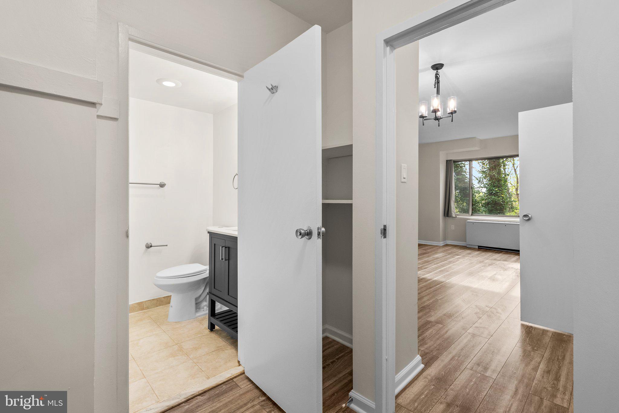 FOREST HILLS - Residential Lease