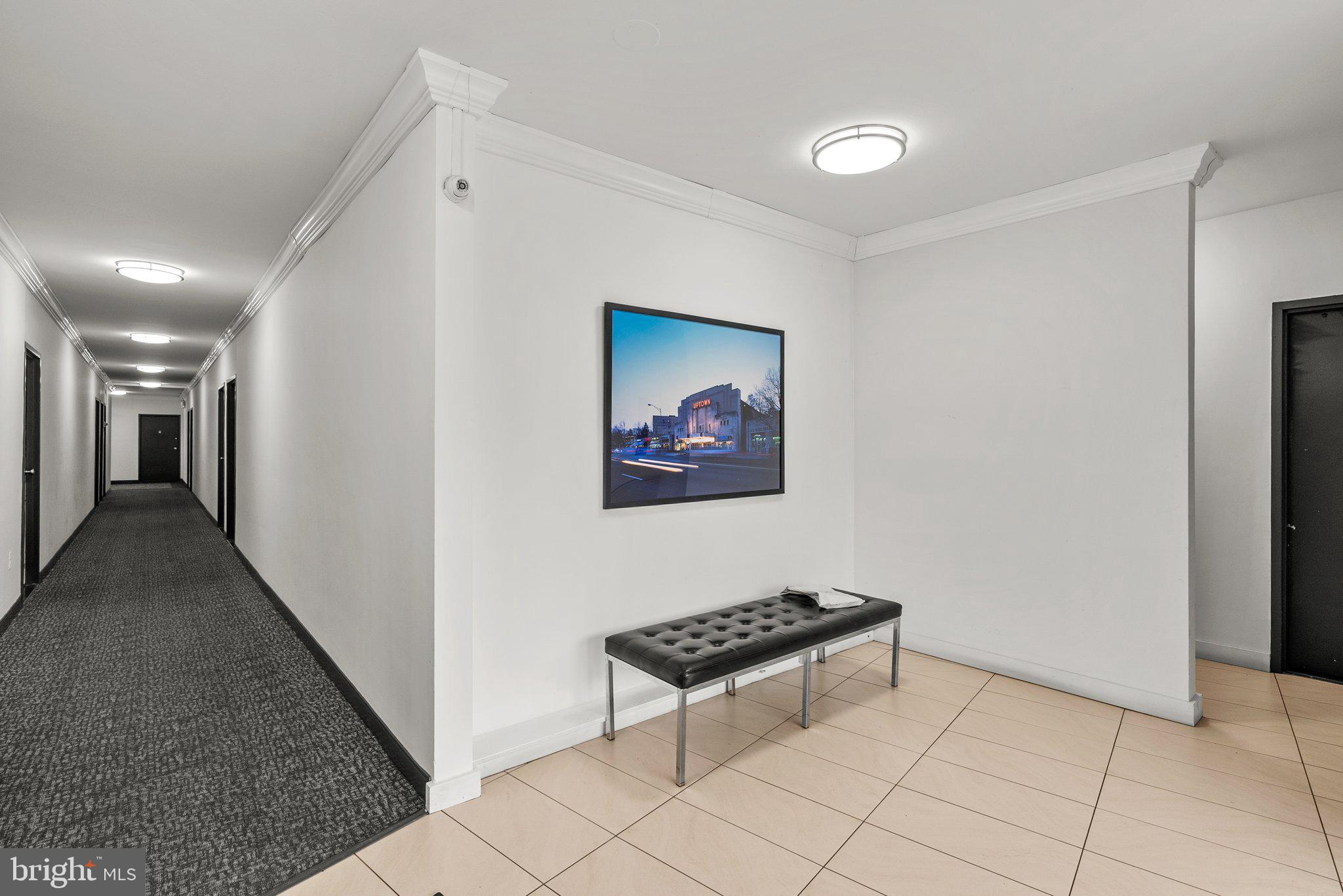 FOREST HILLS - Residential Lease