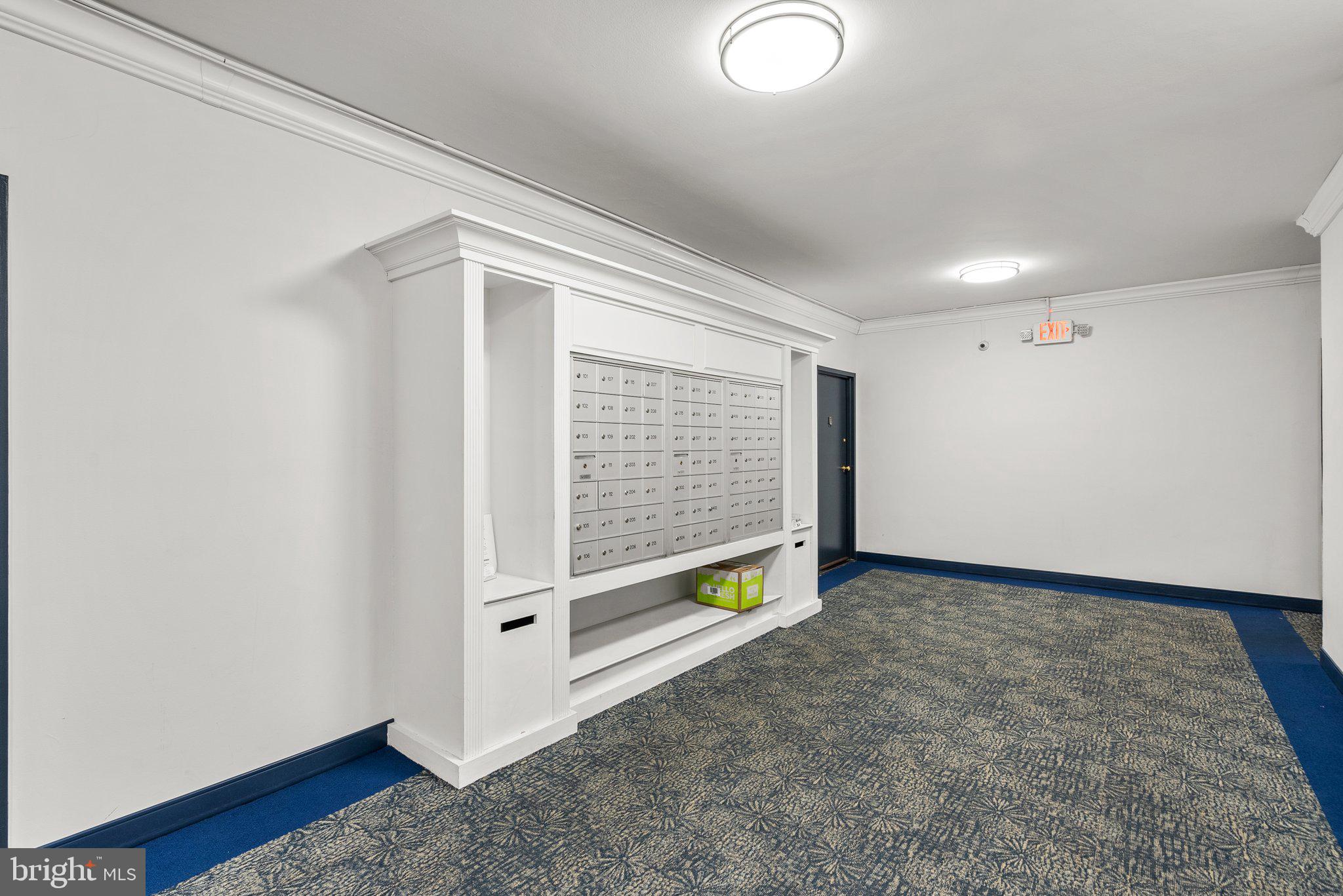 FOREST HILLS - Residential Lease