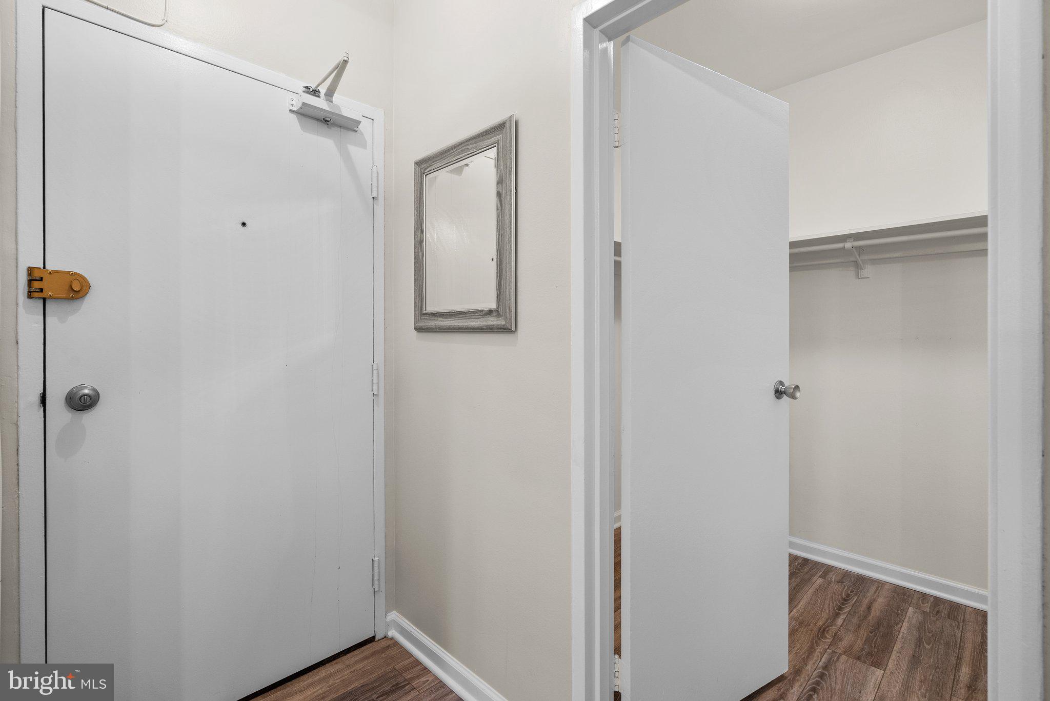 FOREST HILLS - Residential Lease