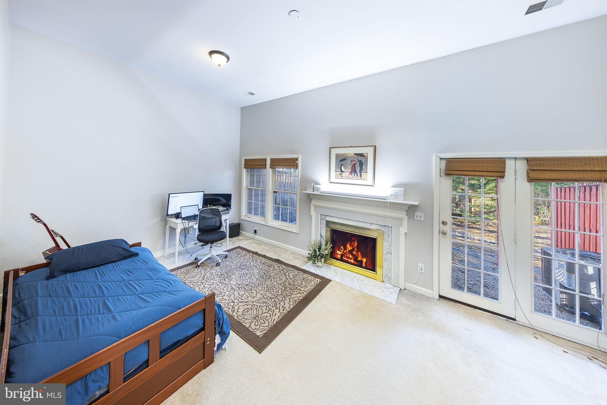 COURTHOUSE STATION - Residential