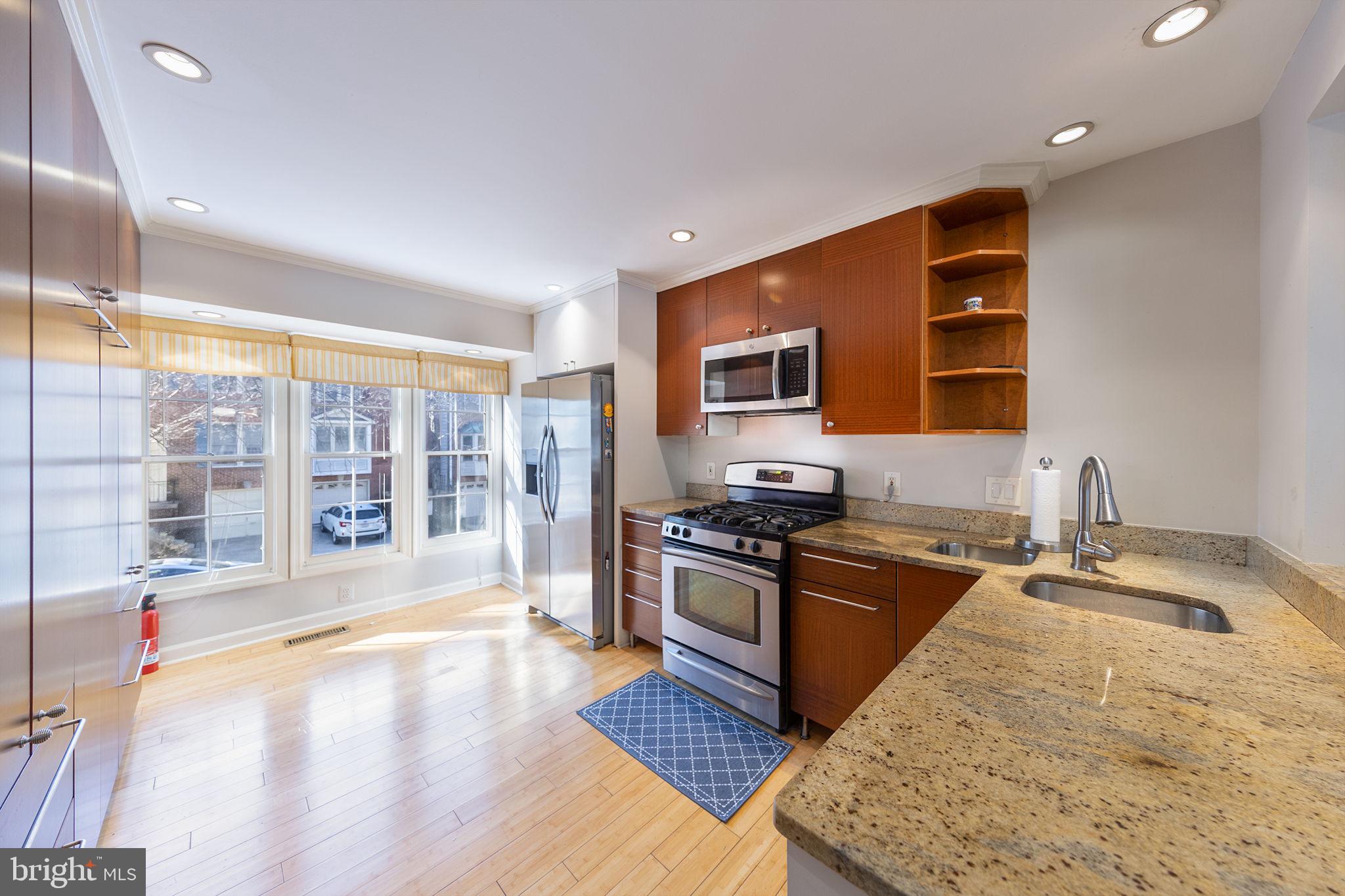 COURTHOUSE STATION - Residential