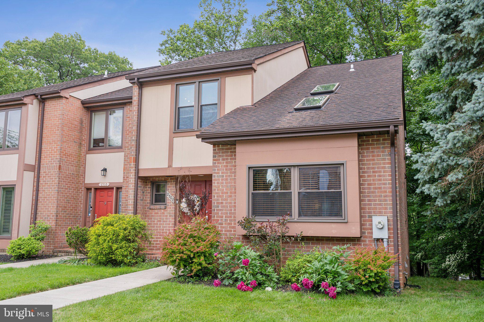 2307 BRIGHT LEAF WAY