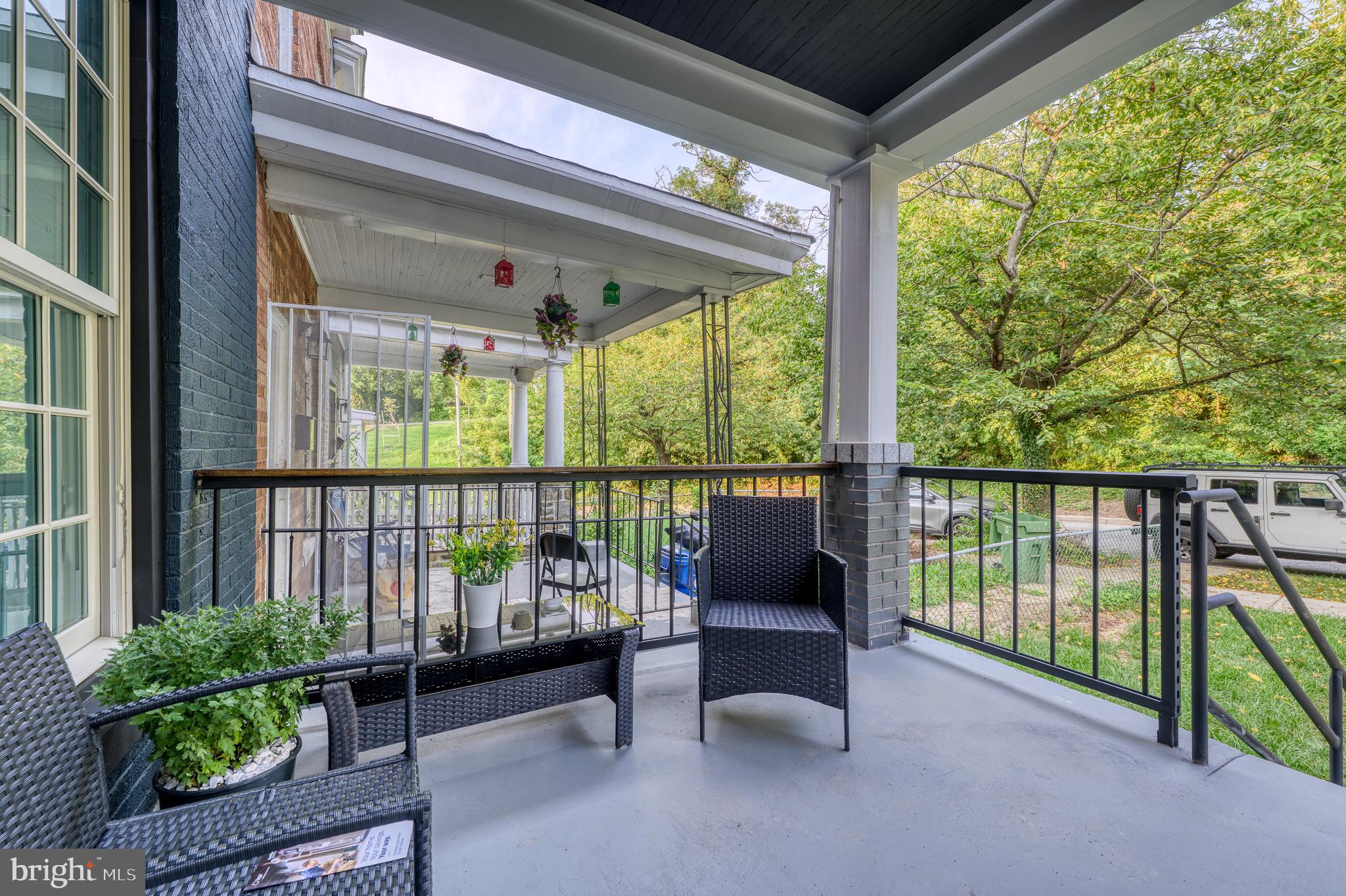 972 N FRANKLINTOWN ROAD