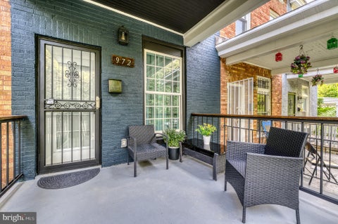 Townhouse For Sale - 972 N Franklintown Road<br/> Baltimore City County, BALTIMORE, MD 21216