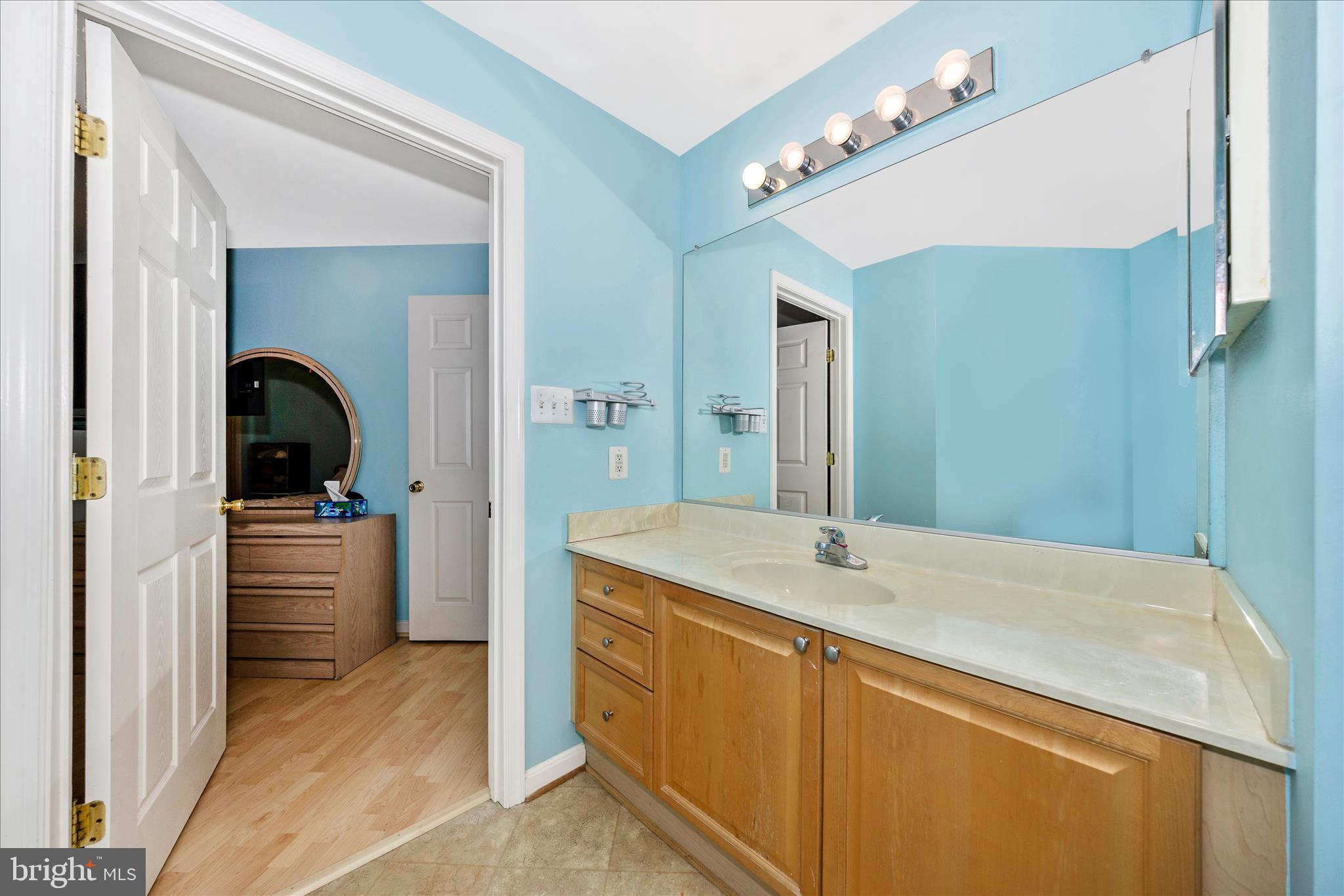 RIDGEVIEW - Residential