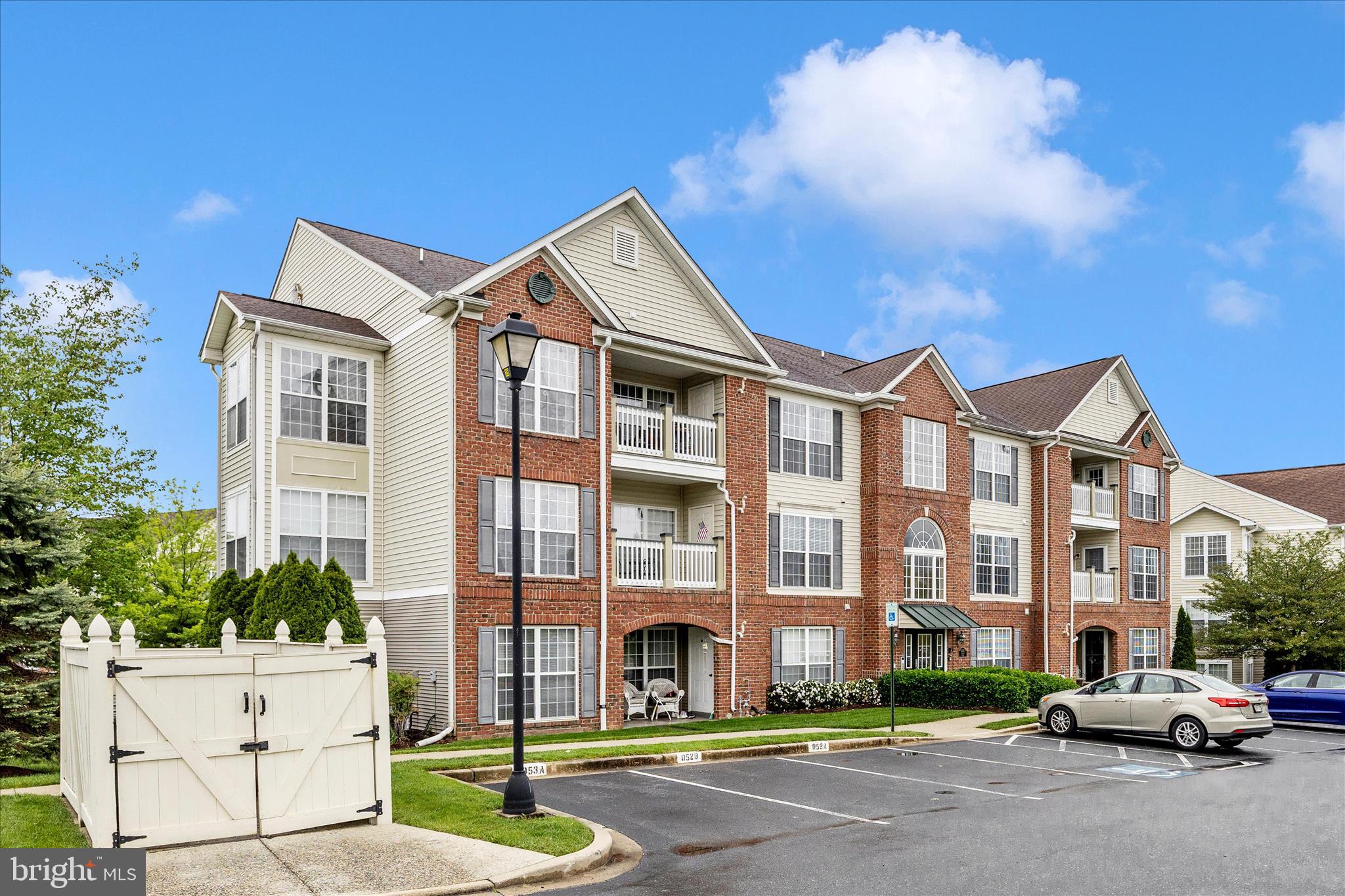 RIDGEVIEW - Residential