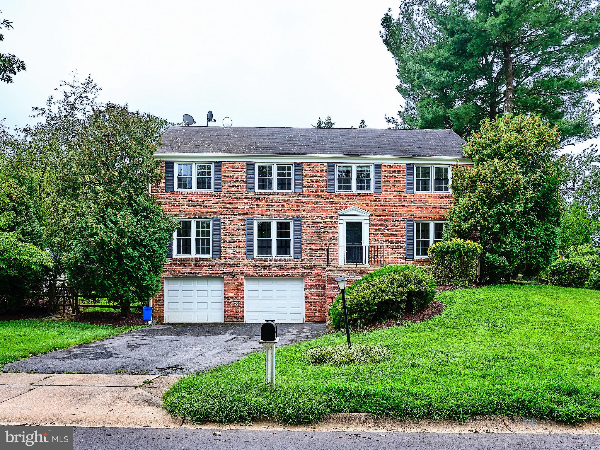 GORGEOUS RENOVATED ALL-BRICK COLONIAL WITH MAIN LEVEL BR/BATH PLUS 5 BEDROOMS UPSTAIRS AND 4.5 BATHS. EXCELLENT CONDITION!
ONE BLOCK FROM COLD SPRING ES AND COPENHAVER PARK, PROPERTY BOASTS HWD FLOORS THROUGHOUT, RENOVATED GOURMET KITCHEN WITH BUILT IN TOP-OF-THE-LINE STAINLESS STEEL APPLIANCES.
SPACIOUS WITH OPEN FLOW FROM ROOM TO ROOM- PERFECT FOR ENTERTAINING. IMMEDIATELY AVAILABLE.
Requirements:
Credit score: 680+
Income: 3 times rent
No negative rental history
All applicants 18+ MUST apply
**ATTENTION**:
We do not ask people to submit rental applications in order to see properties. Do not submit applications on systems that we do not authorize. Beware of scams!