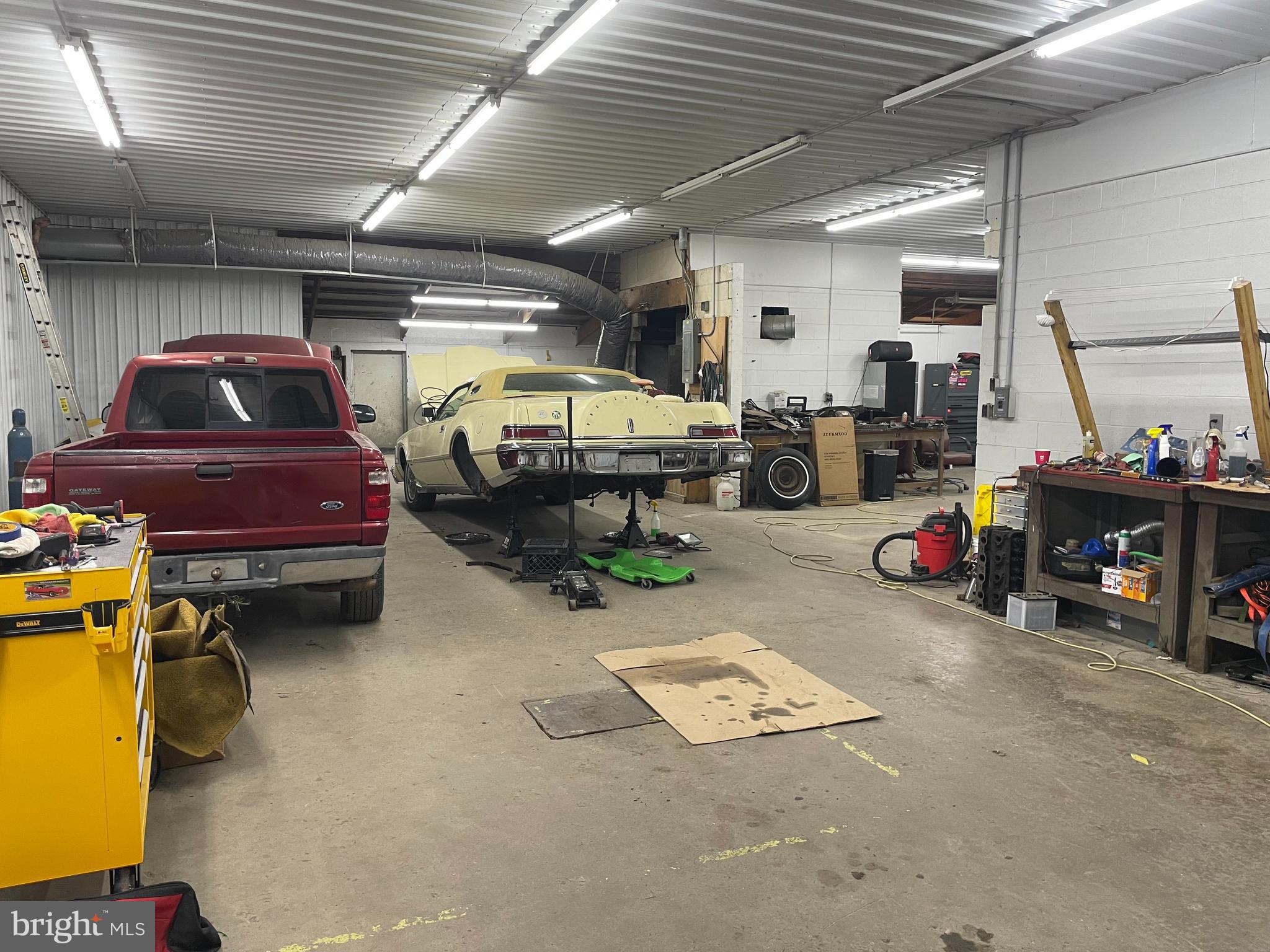 5697 CLEARFIELD WOODLAND HIGHWAY