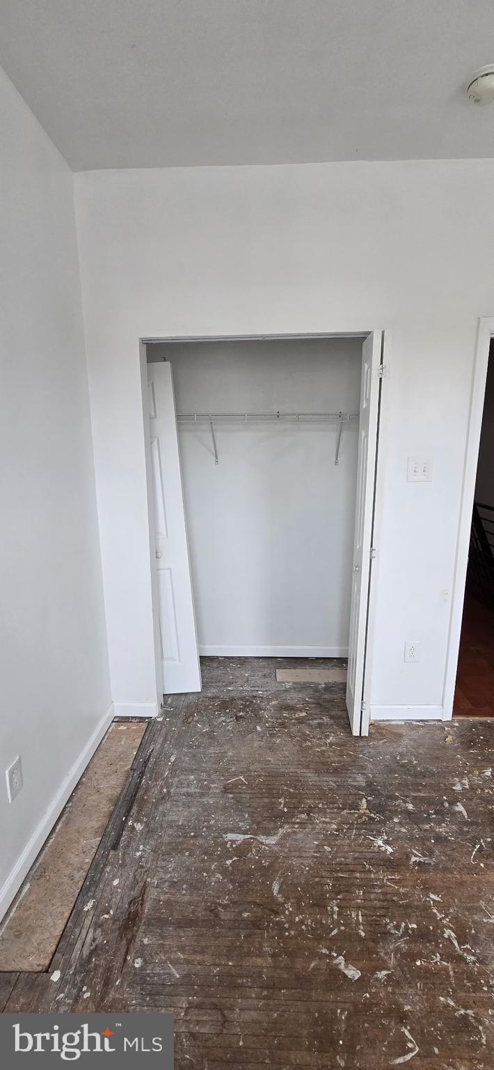 POINT BREEZE - Residential