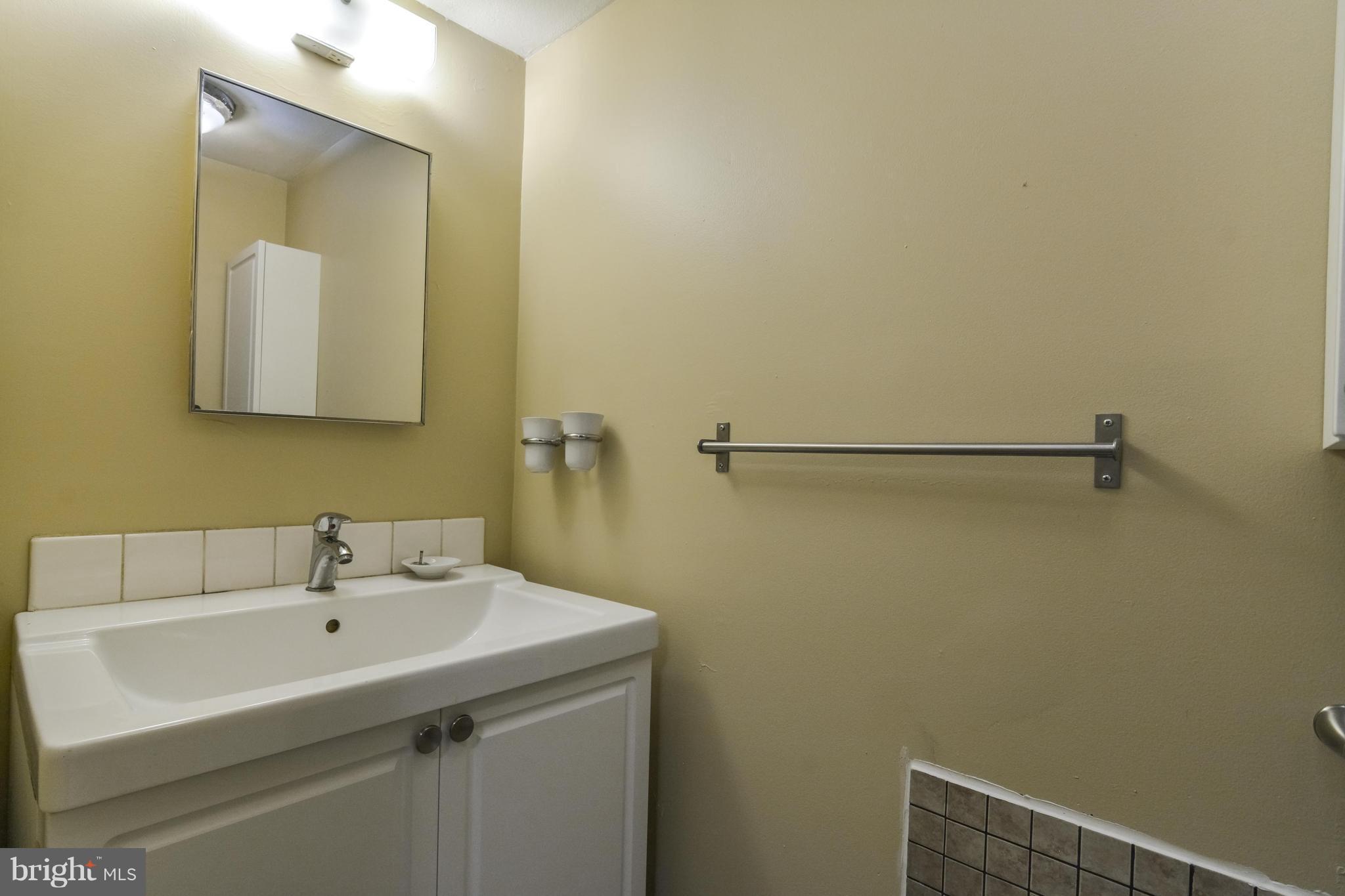 NEWINGTON FOREST - Residential