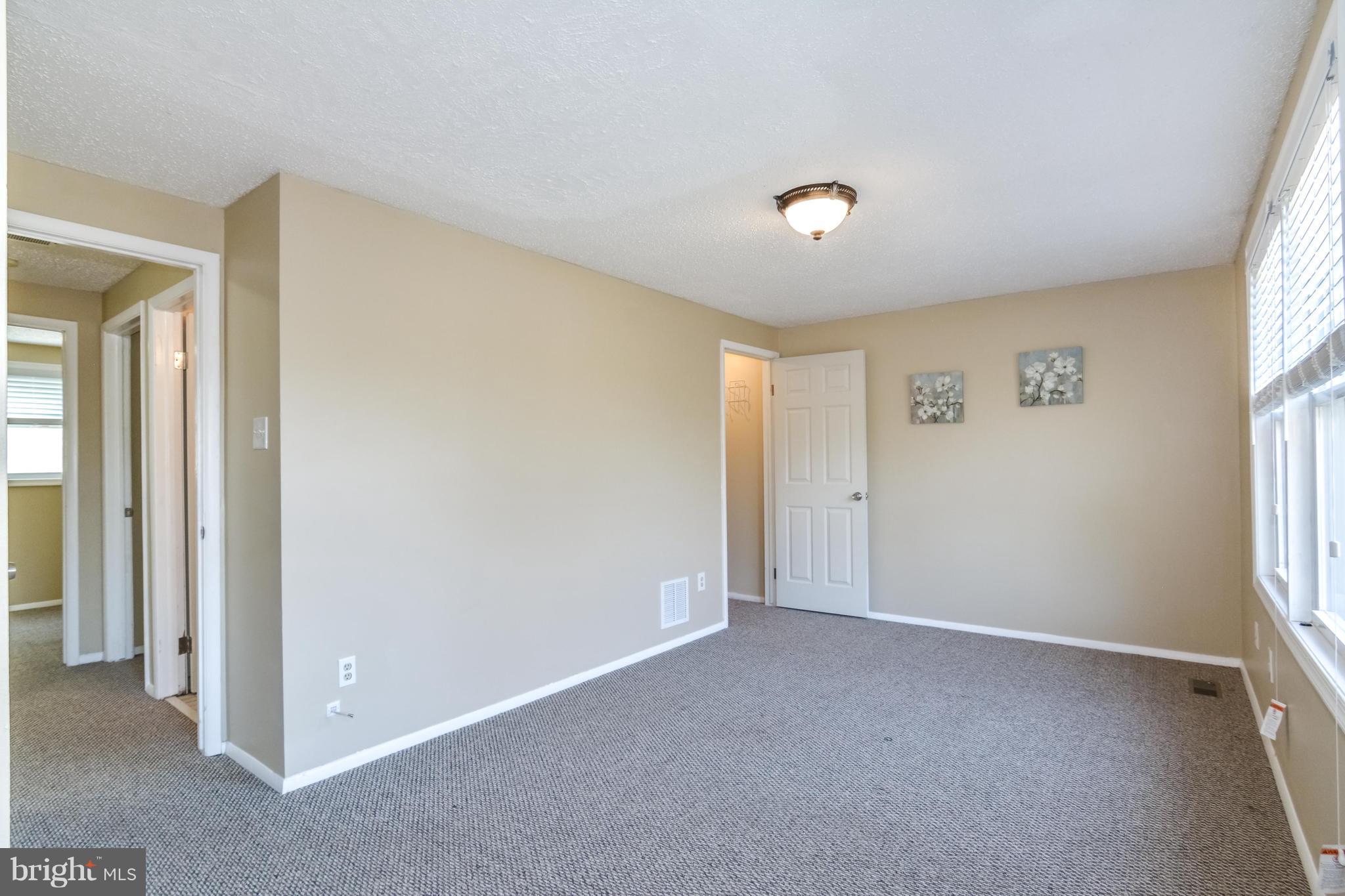 NEWINGTON FOREST - Residential