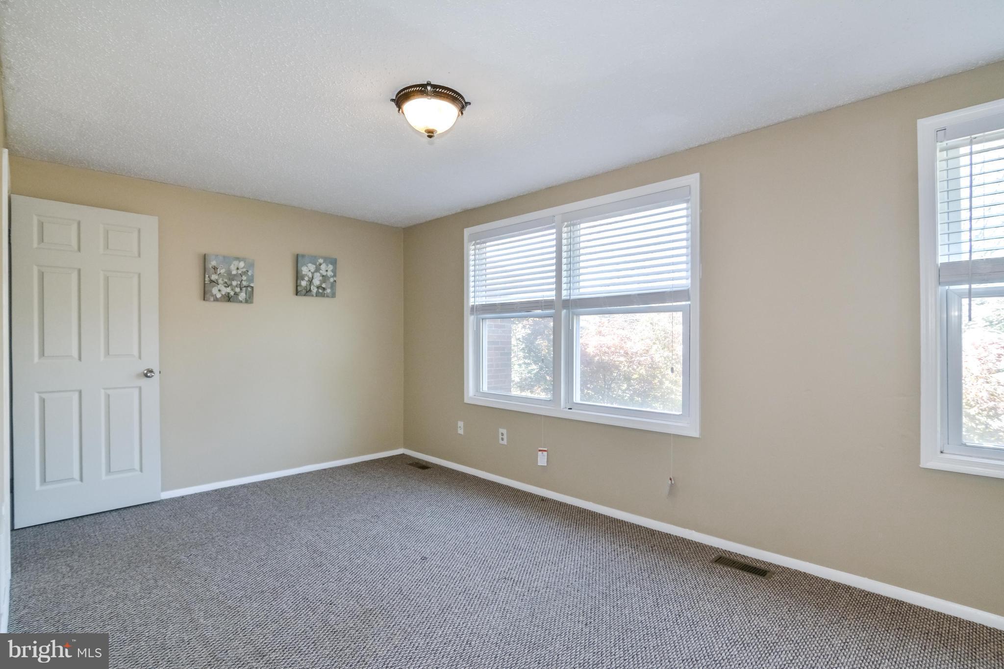 NEWINGTON FOREST - Residential