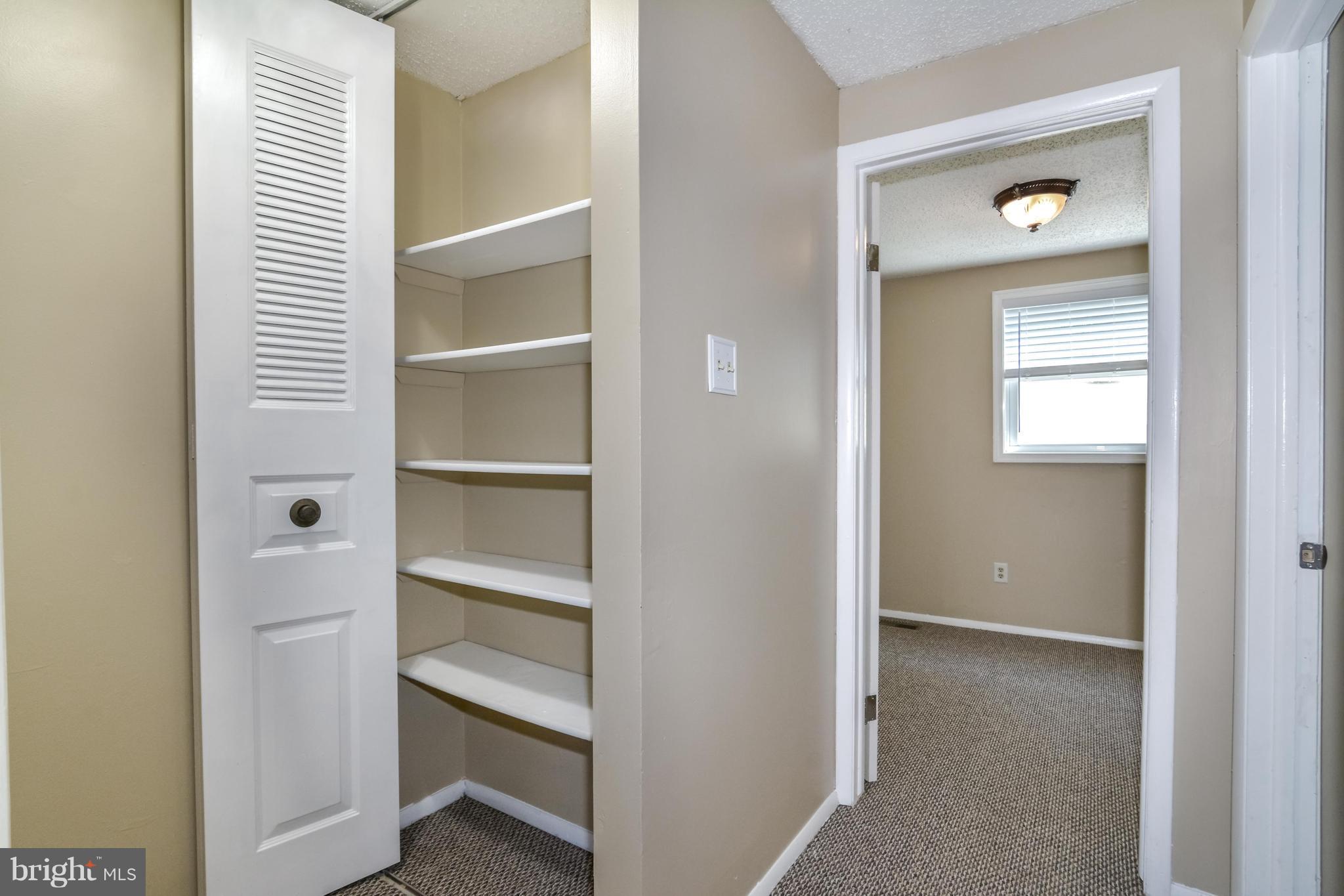 NEWINGTON FOREST - Residential