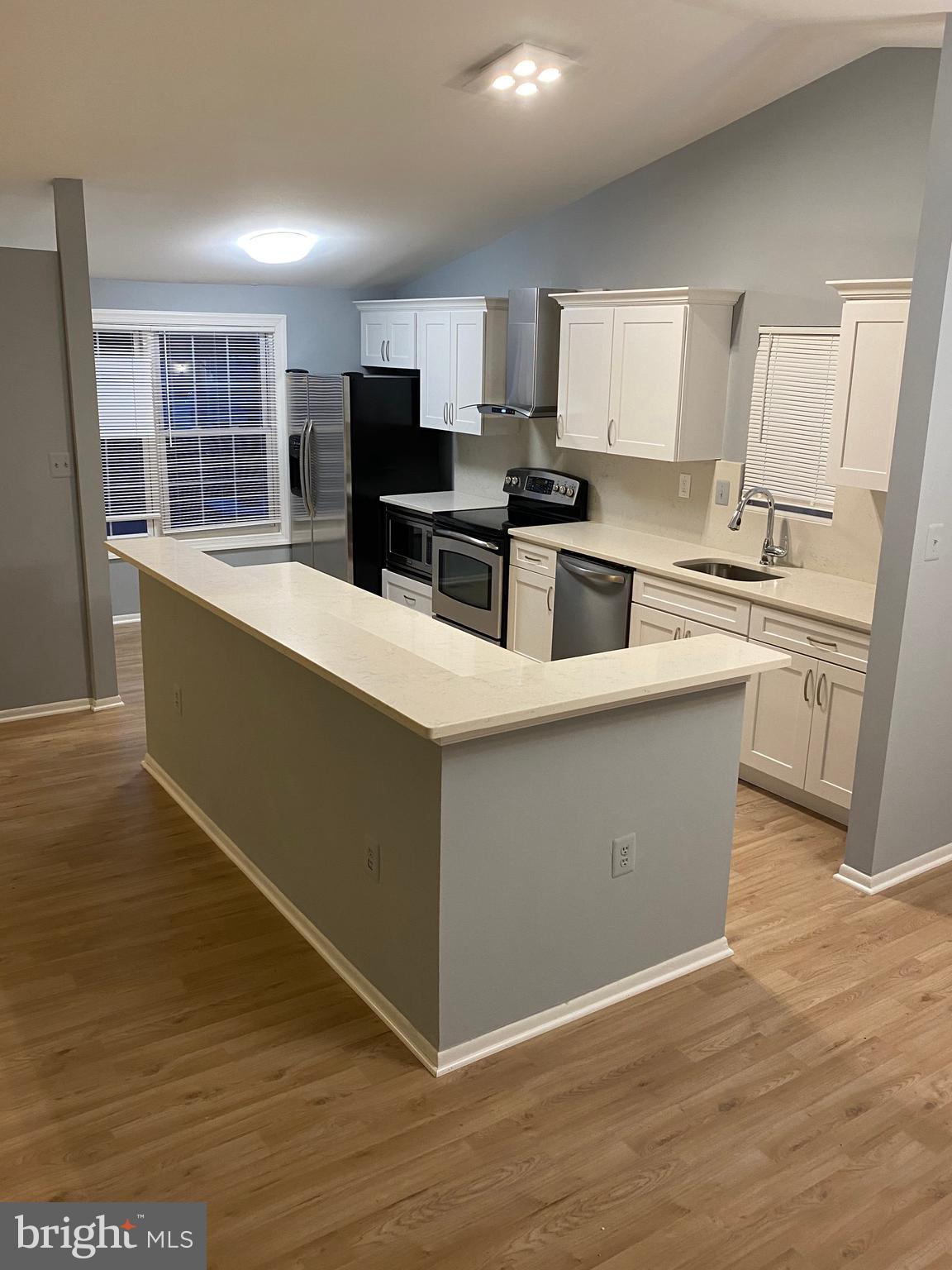 NEW ORCHARD ESTATES - Residential