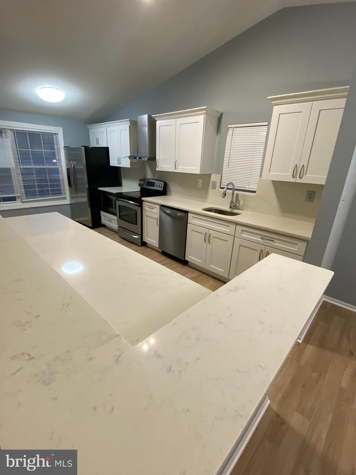 NEW ORCHARD ESTATES - Residential