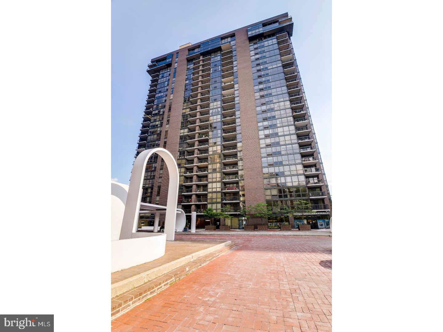 Spacious one bedroom with a private balcony and city views to the north! The home has great closet space, a laundry room with stackable washer and dryer and a generous open floor plan. Independence Place is comprised of two towers: One Independence Place and Two Independence Place, both built in 1983 and are comprised of 487 units total. Residents of Independence Place enjoy a twenty-four hour doorman and concierge, a beautifully appointed lobby on the main level, on-site management, and individual heat & air conditioning controls. On-site garage parking is available for rent.