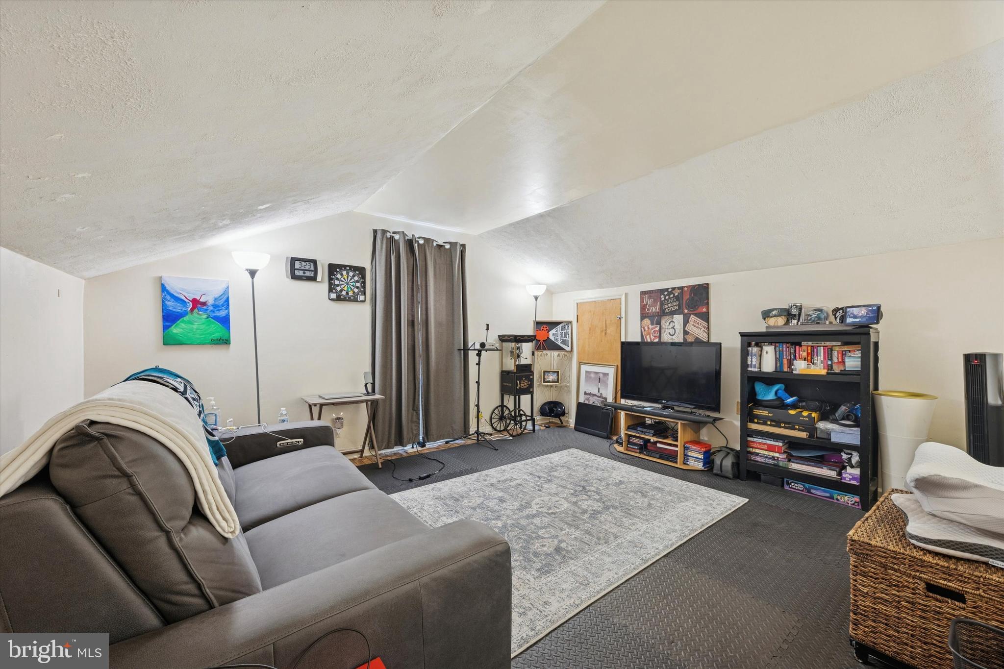 LANSDOWNE - Residential