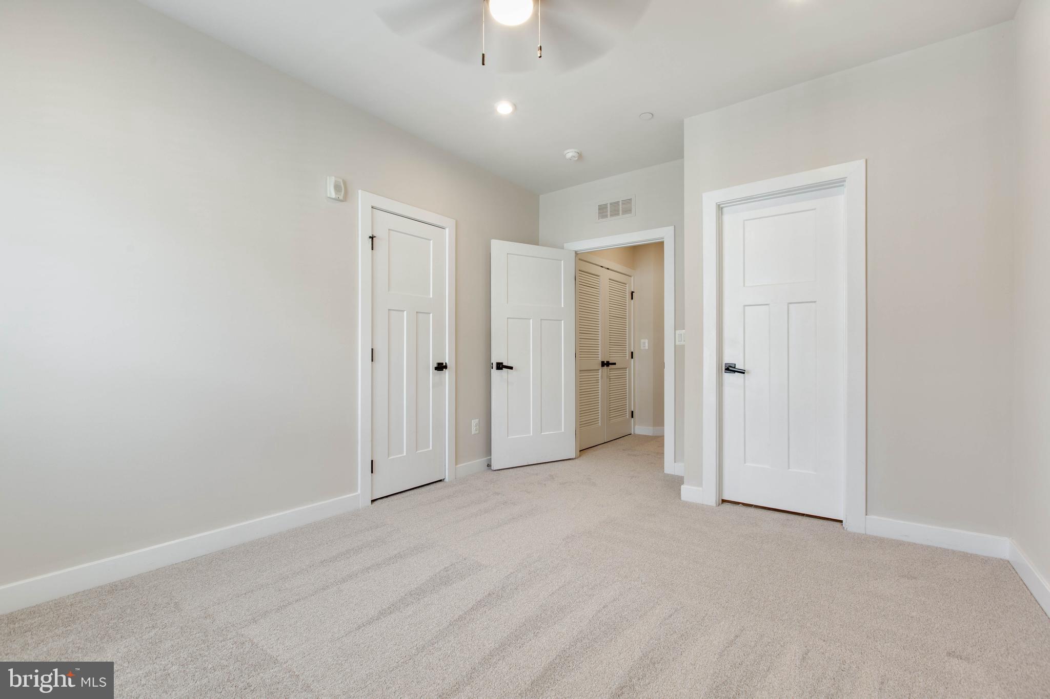 ELLICOTTS RETREAT - Residential