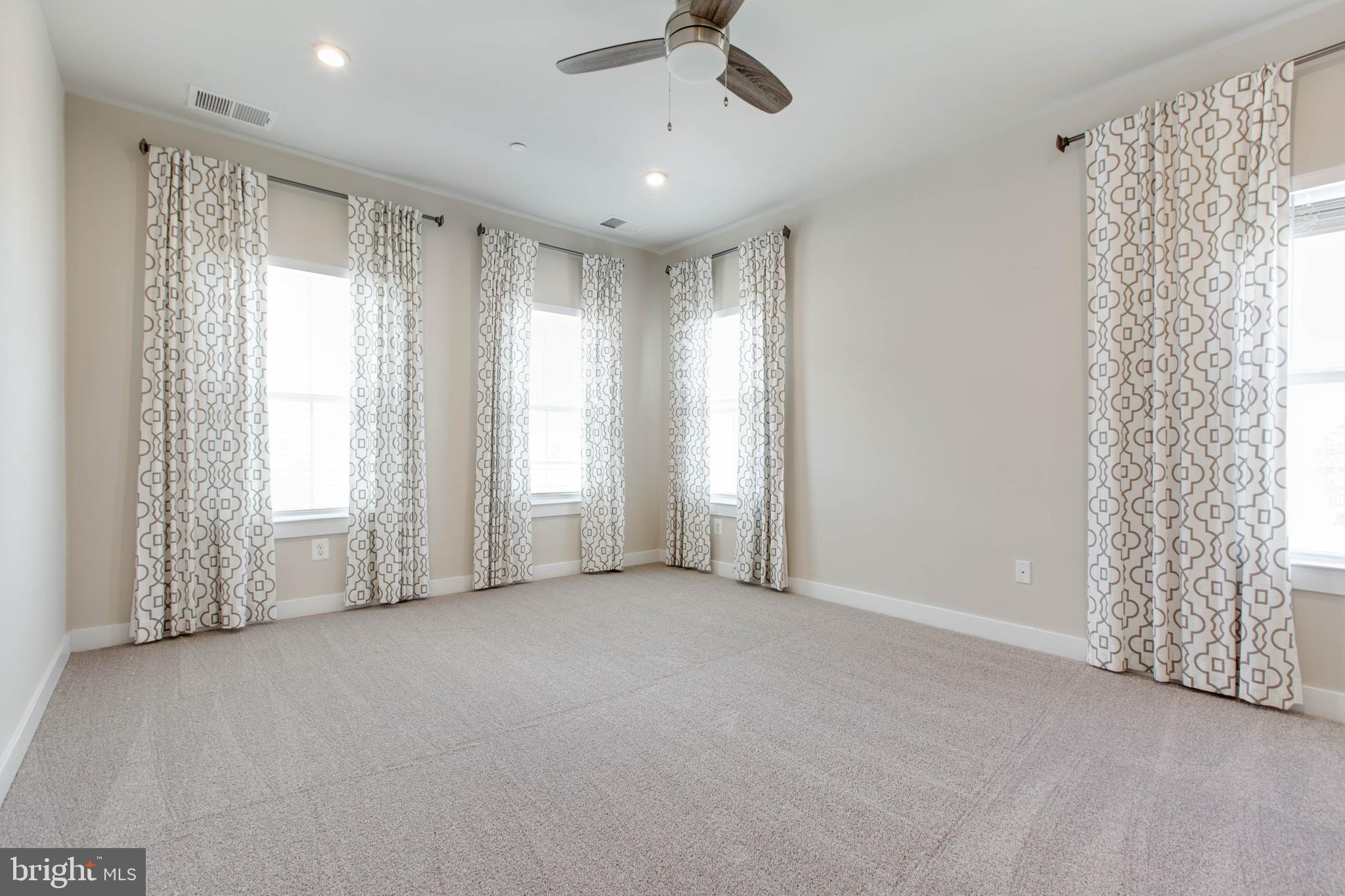 ELLICOTTS RETREAT - Residential