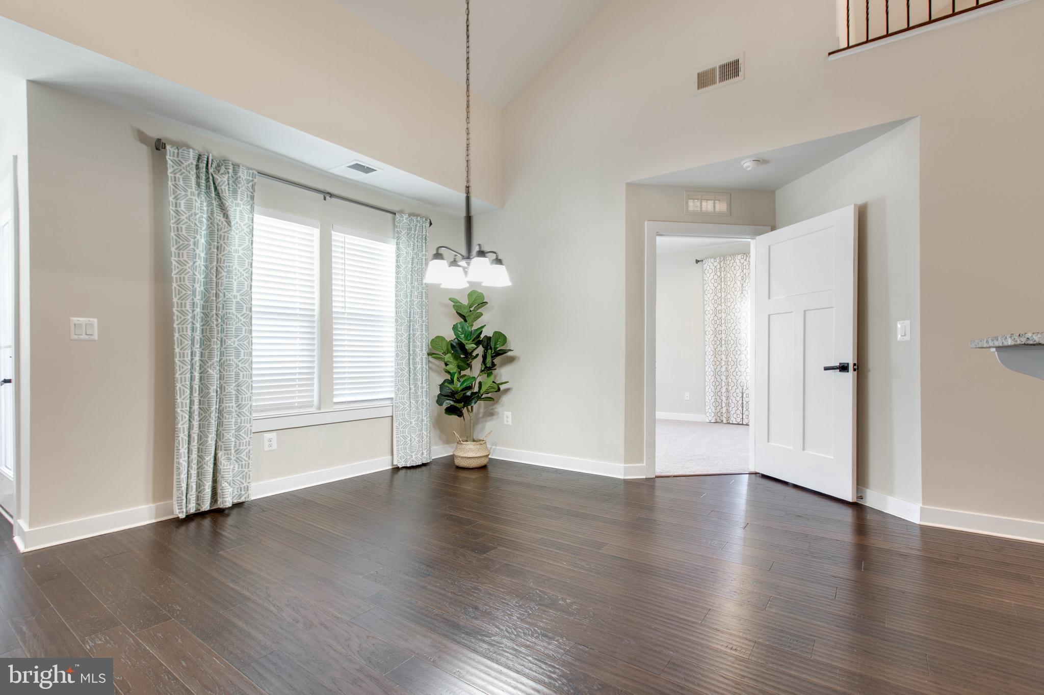 ELLICOTTS RETREAT - Residential