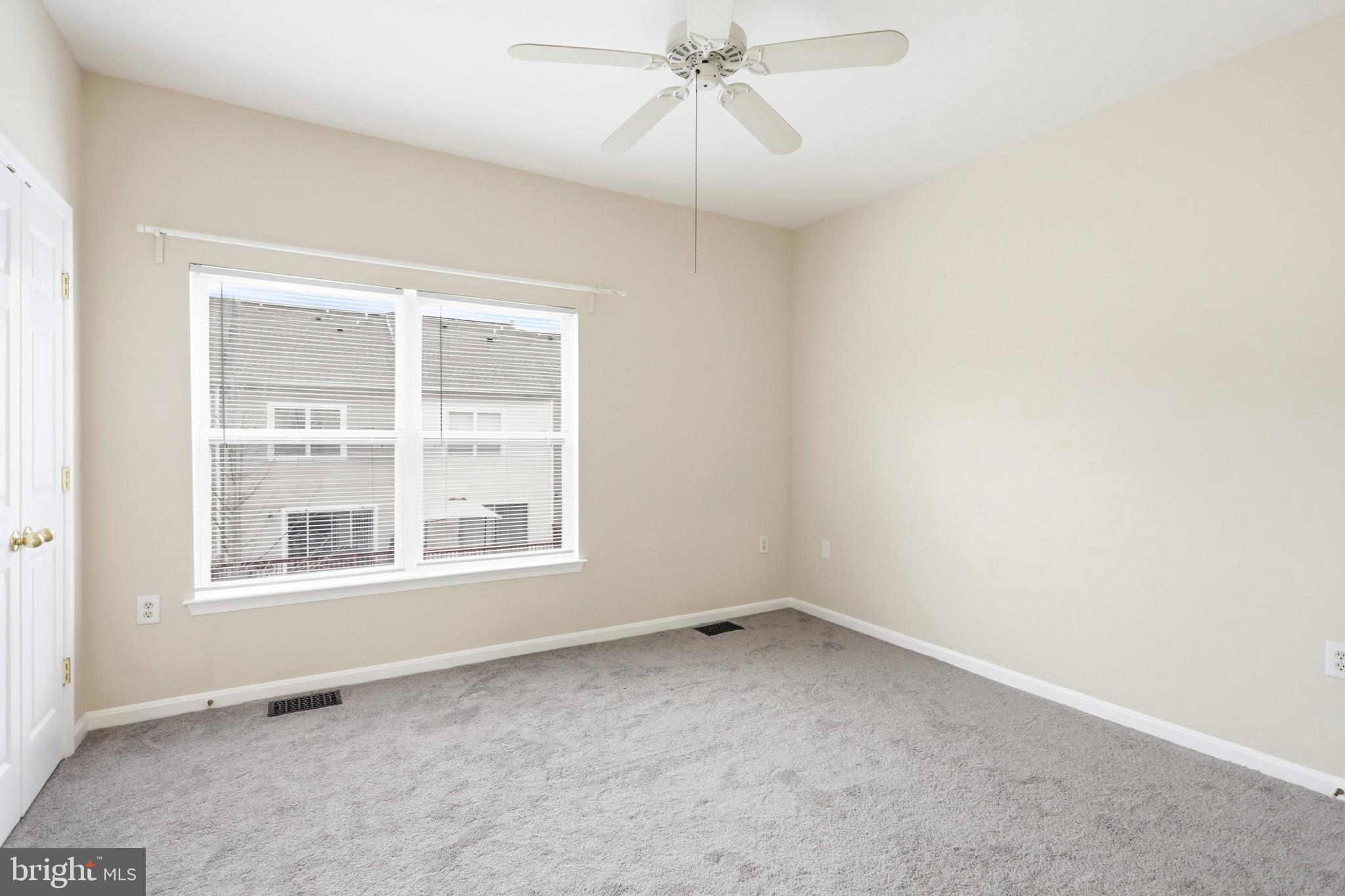 PARKSIDE AT ASHBURN - Residential