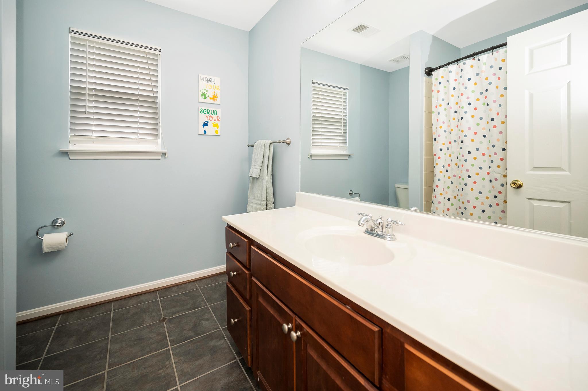 ENGLAND RUN NORTH - Residential