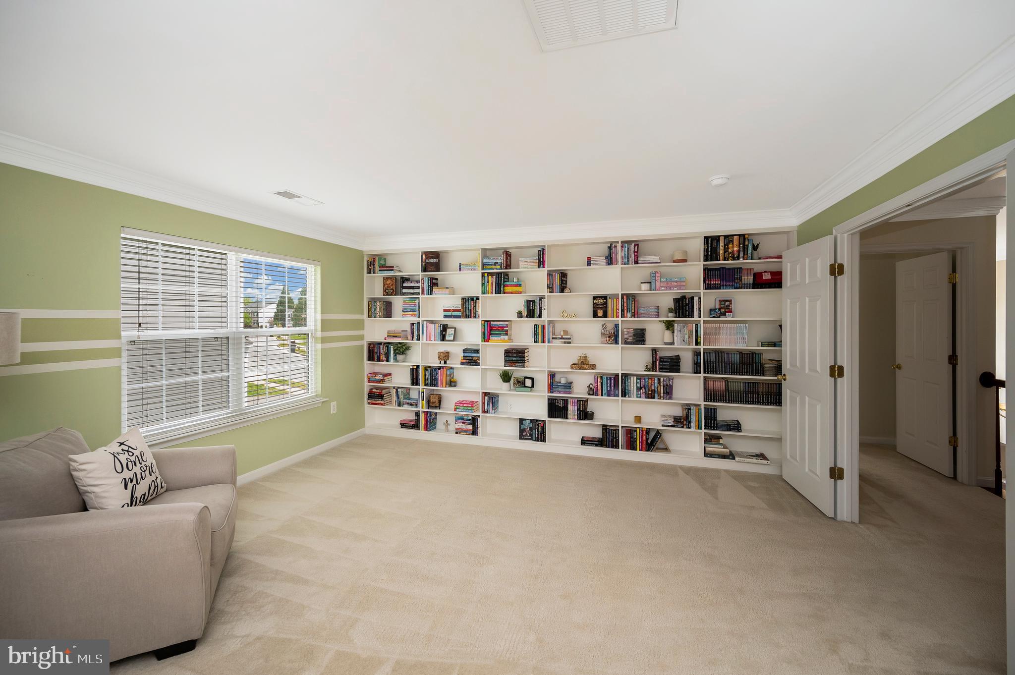 ENGLAND RUN NORTH - Residential