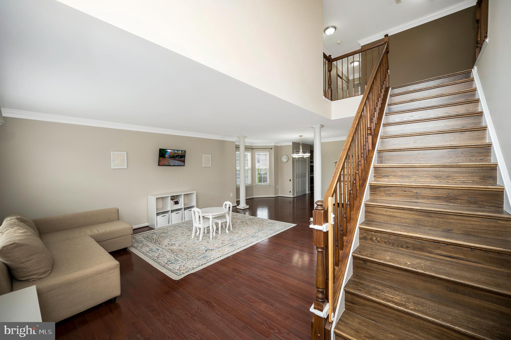 ENGLAND RUN NORTH - Residential