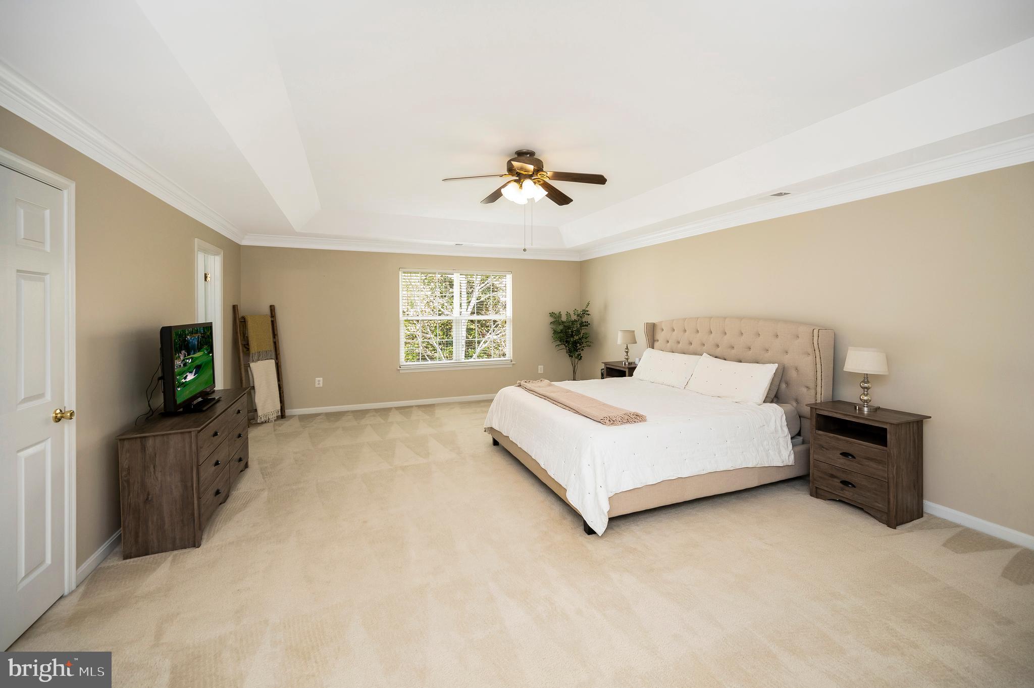 ENGLAND RUN NORTH - Residential