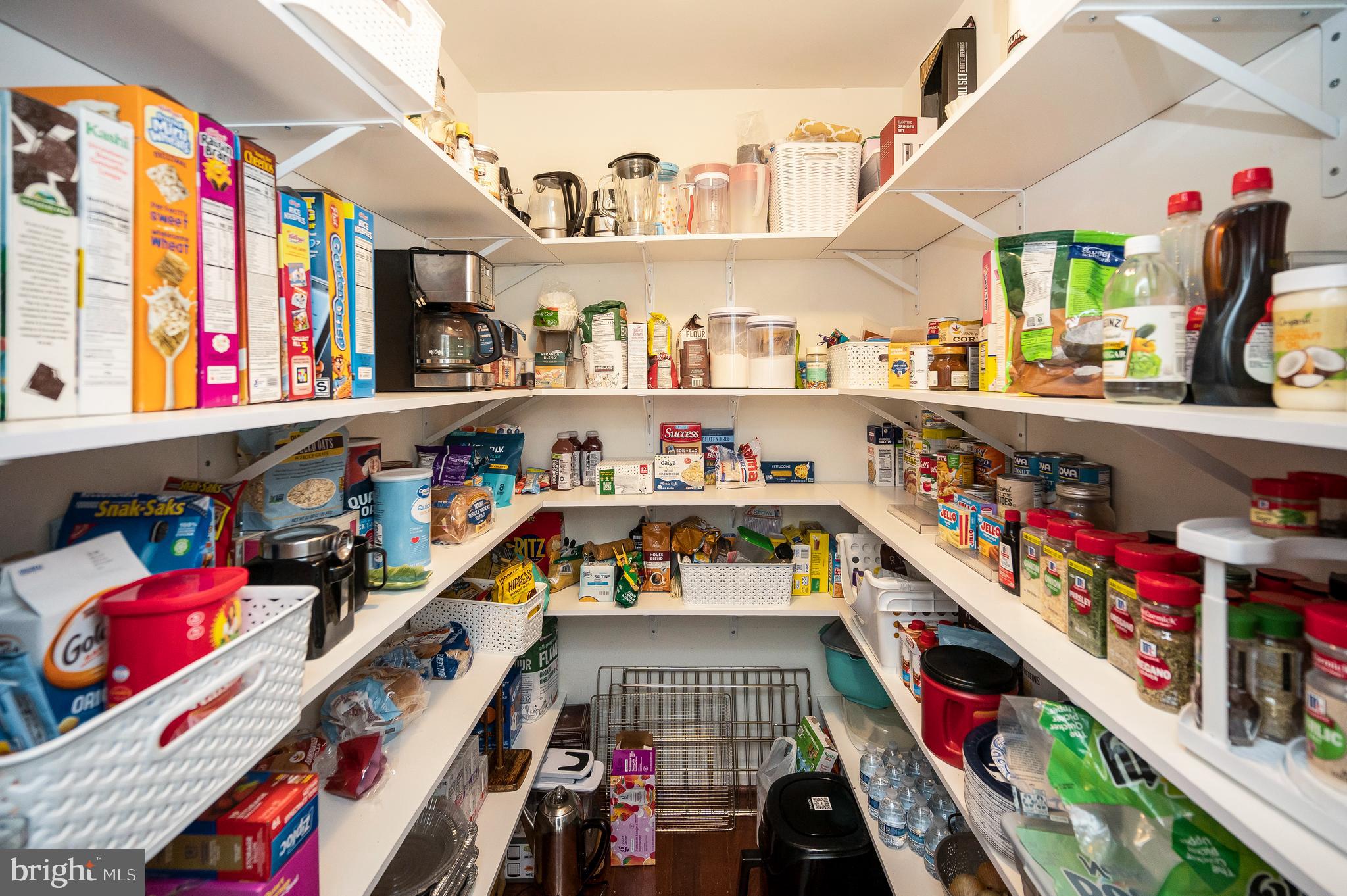 ENGLAND RUN NORTH - Residential