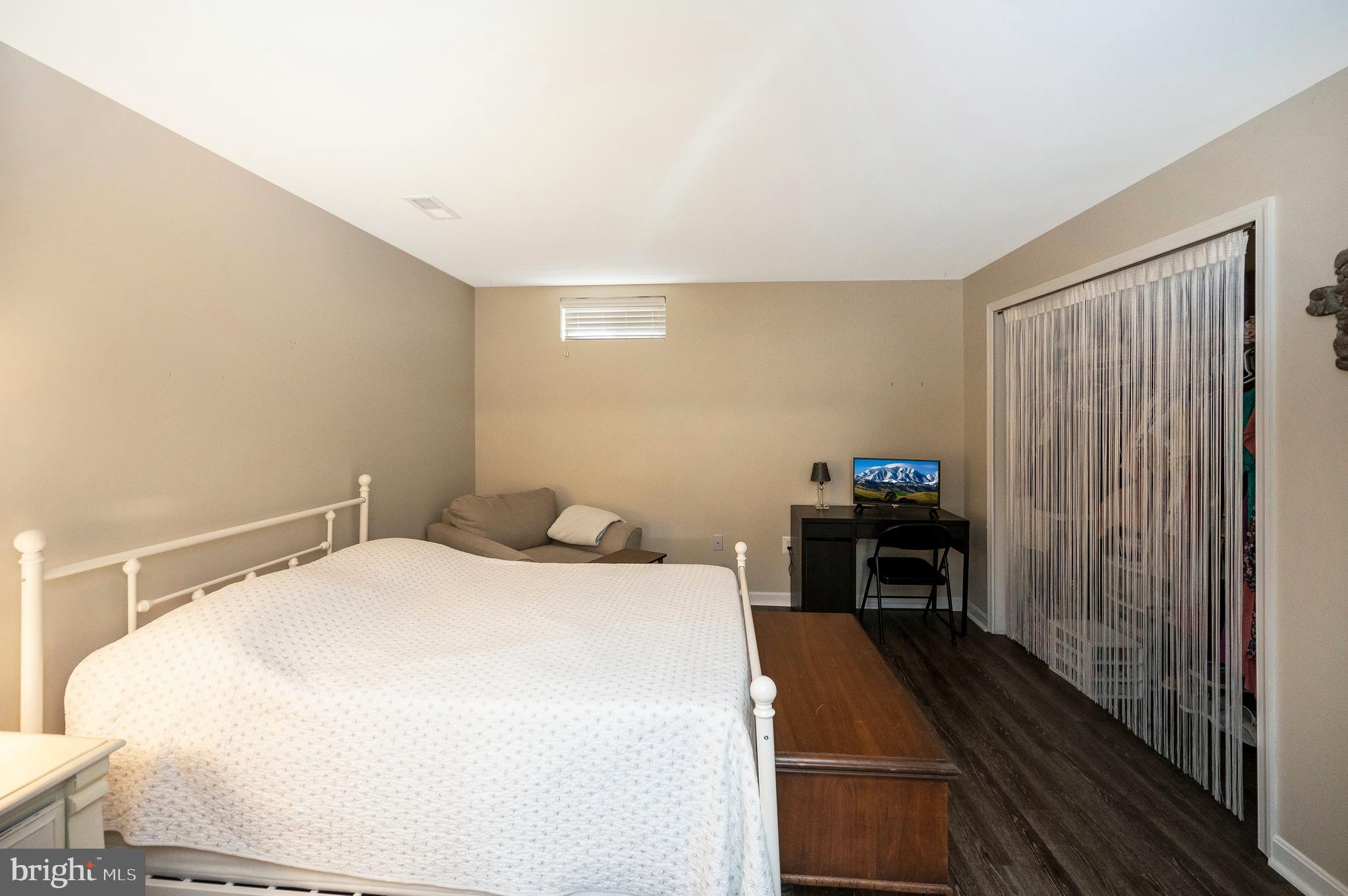 ENGLAND RUN NORTH - Residential