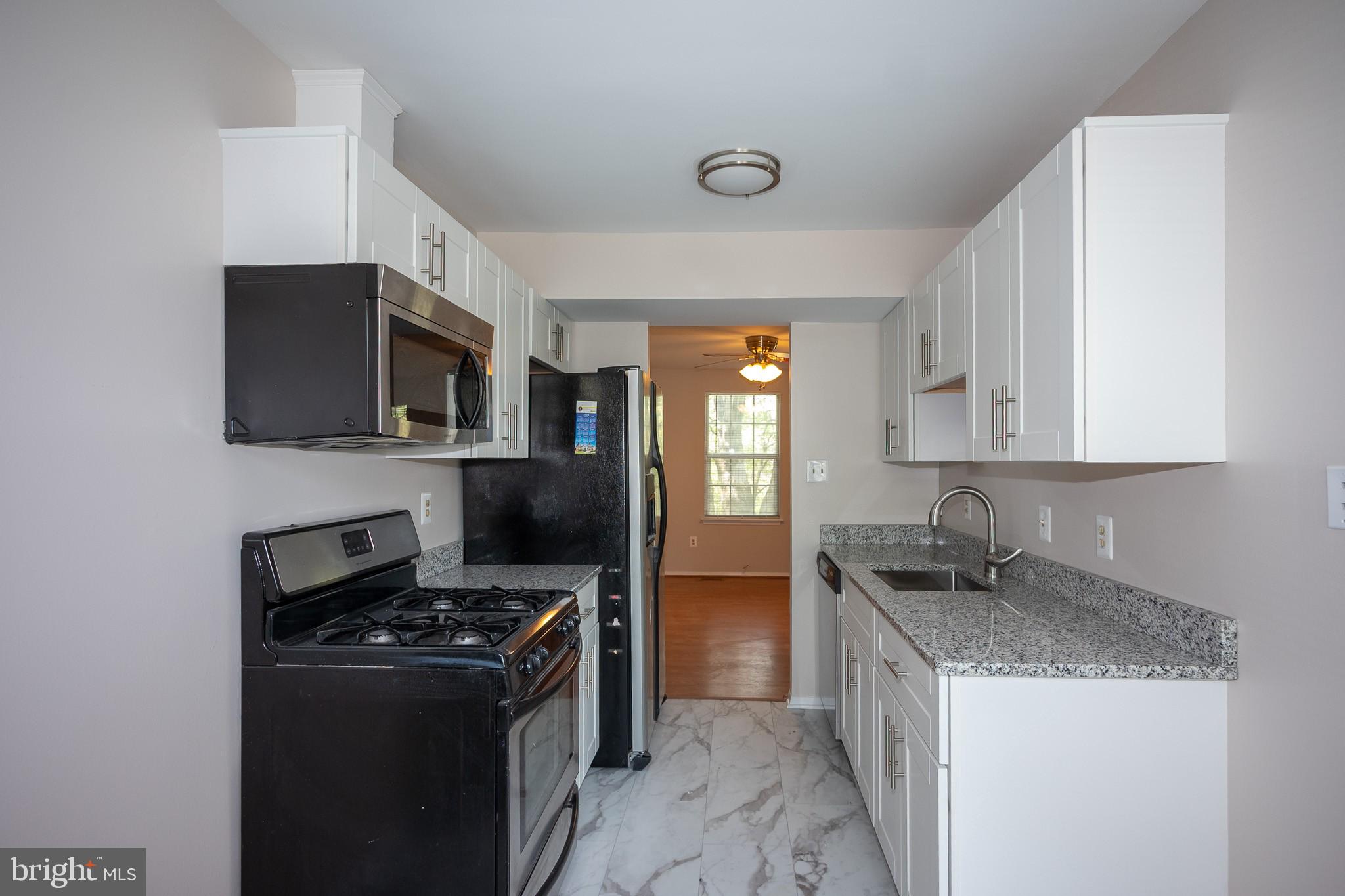 HUNTERS WOODS - Residential