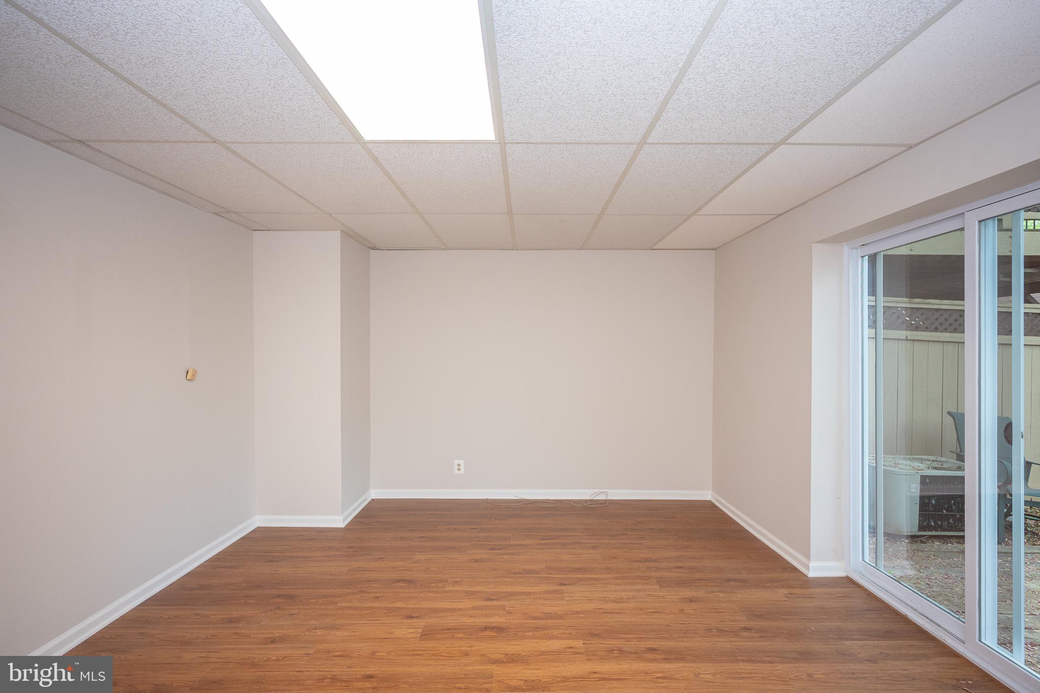 HUNTERS WOODS - Residential