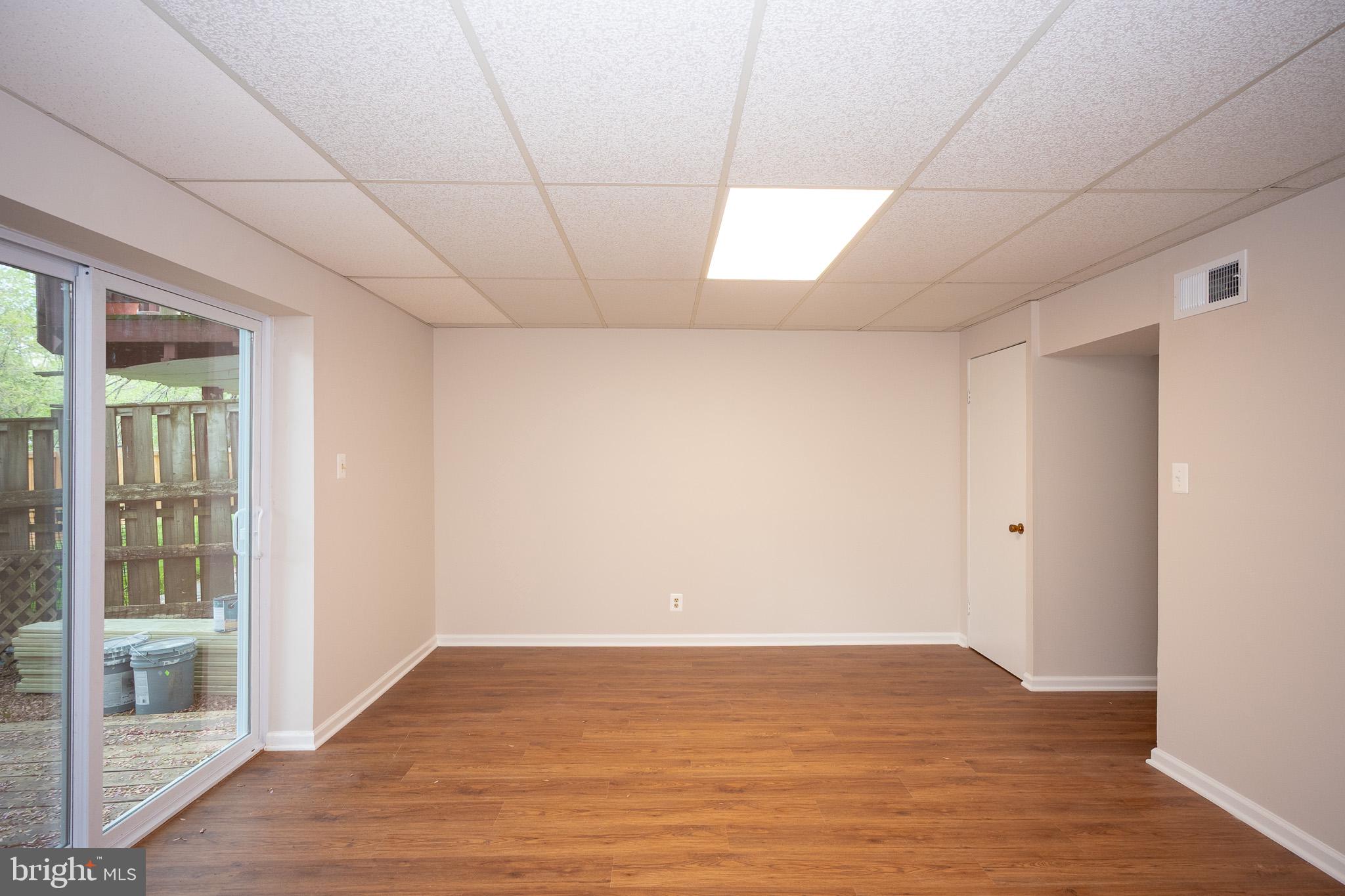 HUNTERS WOODS - Residential