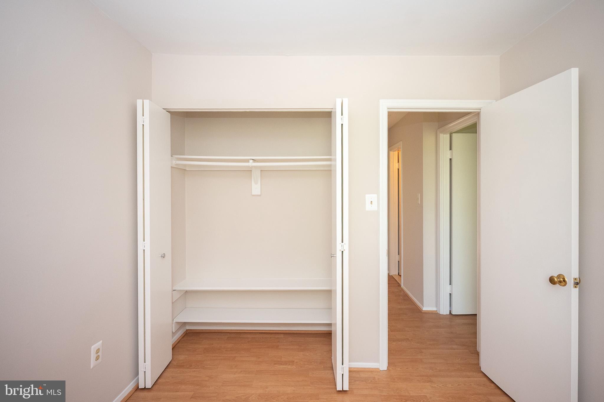 HUNTERS WOODS - Residential