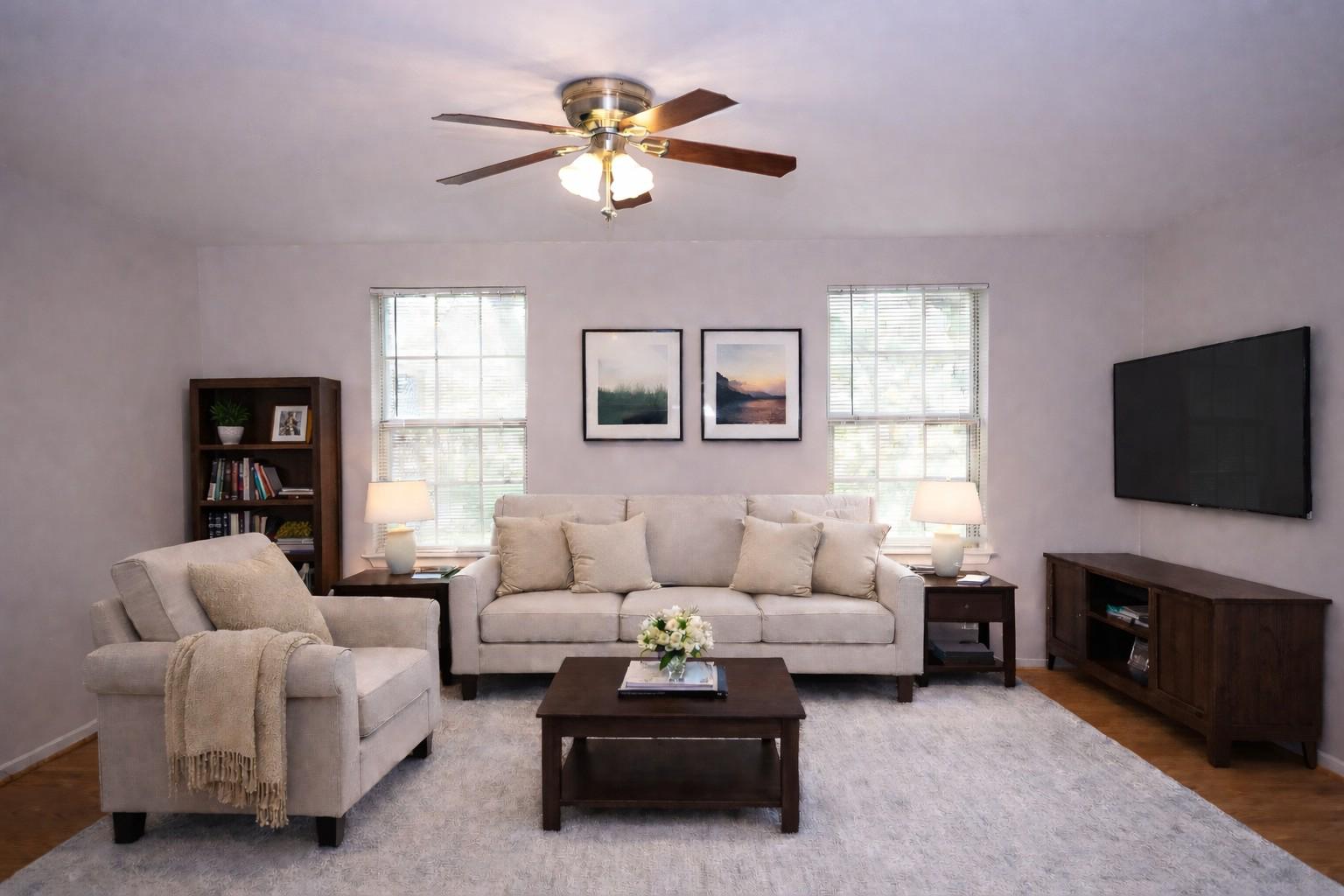 HUNTERS WOODS - Residential