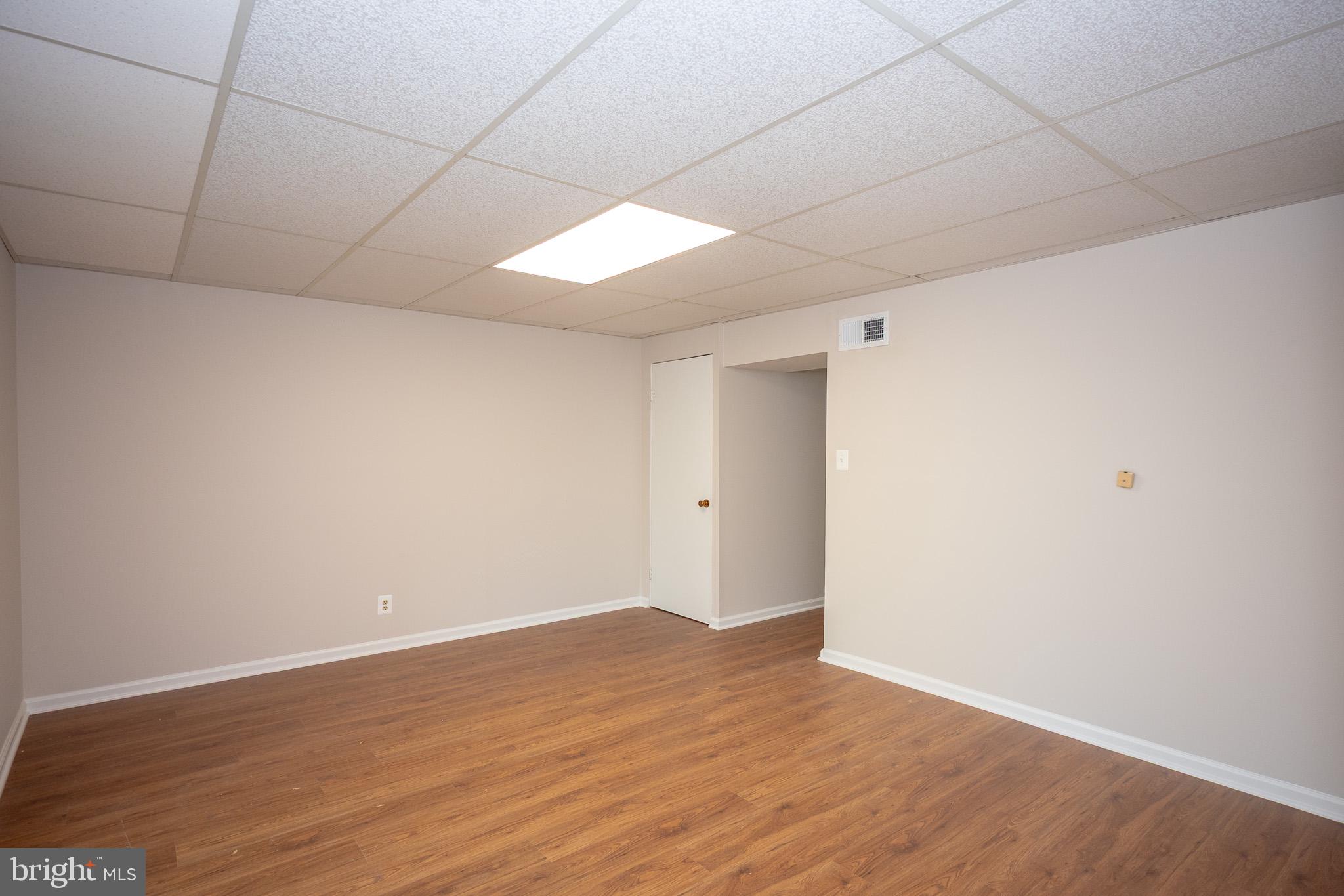 HUNTERS WOODS - Residential