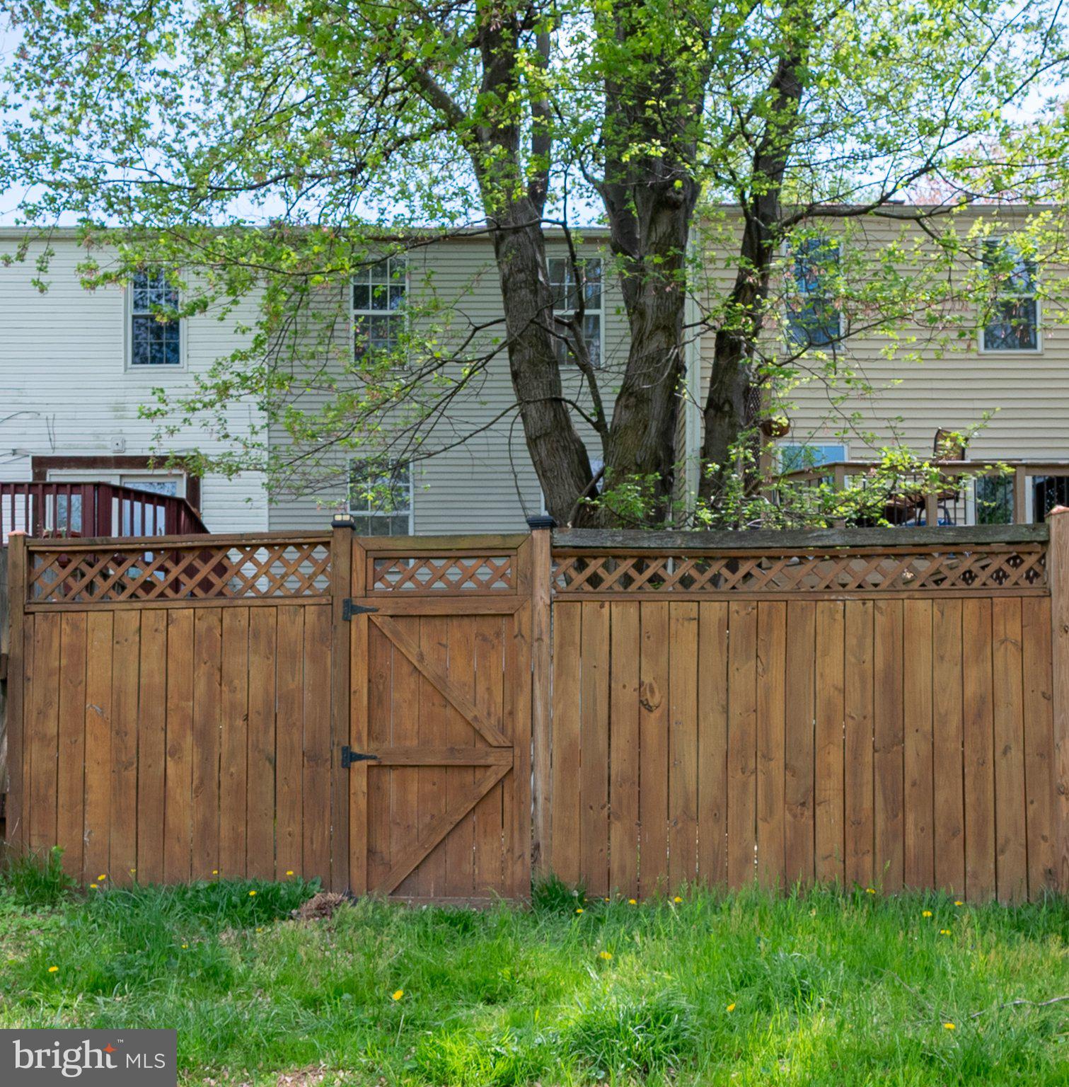 HUNTERS WOODS - Residential