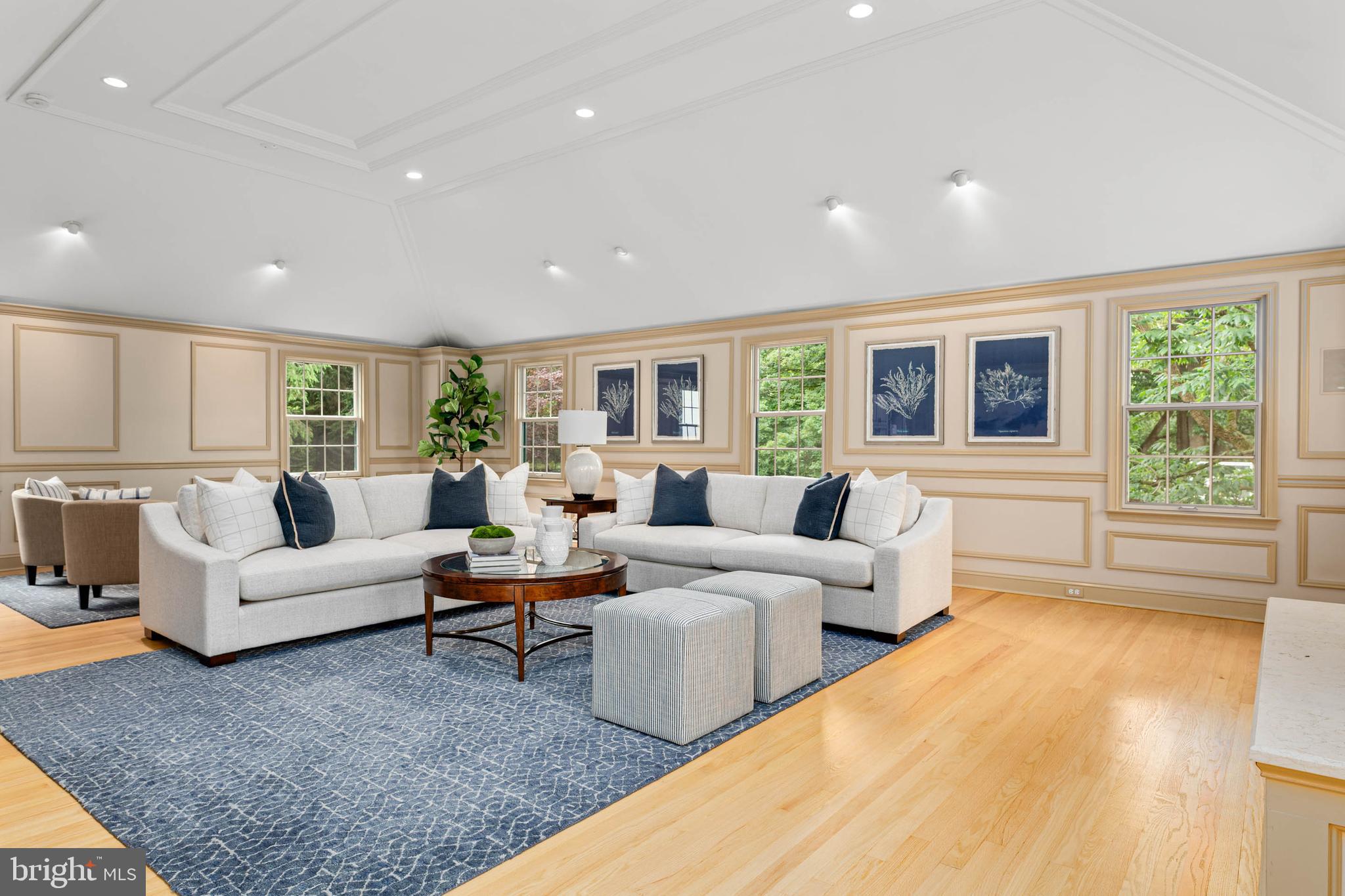 WATERLOO MILLS - Residential