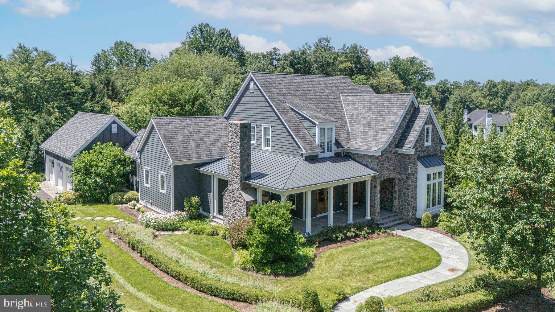 3498 WELLSFORD LANE
