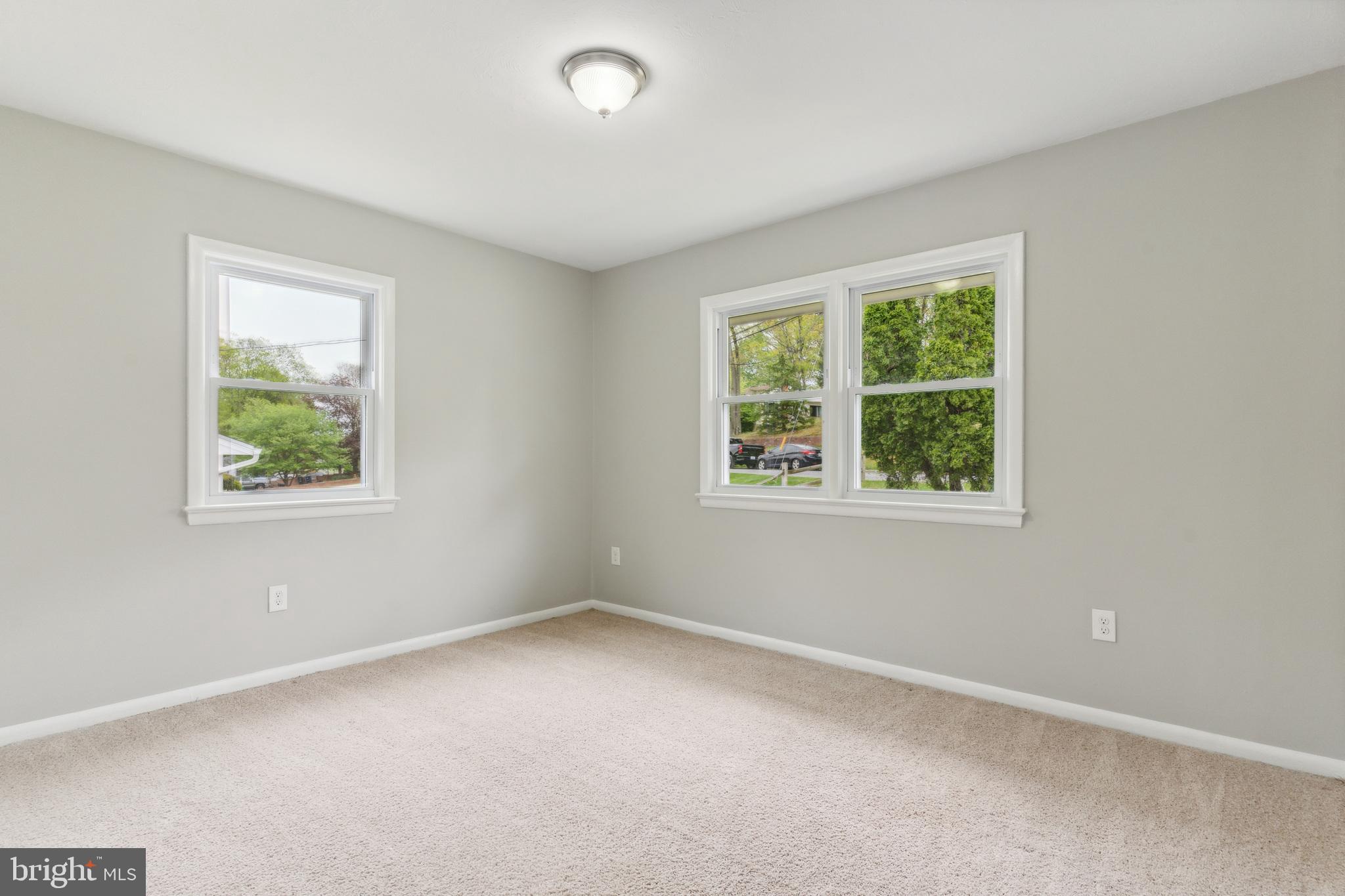 WEST LAUREL ACRES - Residential