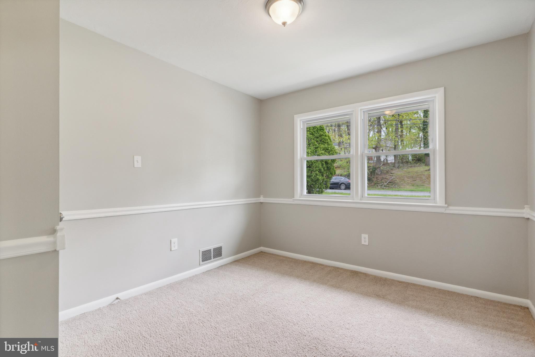 WEST LAUREL ACRES - Residential