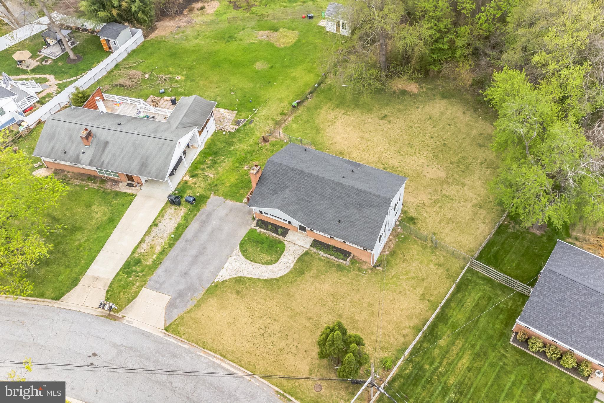 WEST LAUREL ACRES - Residential